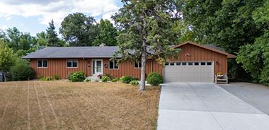 image of property with 4 Bed | 3 Bath | 3,152 Sqft