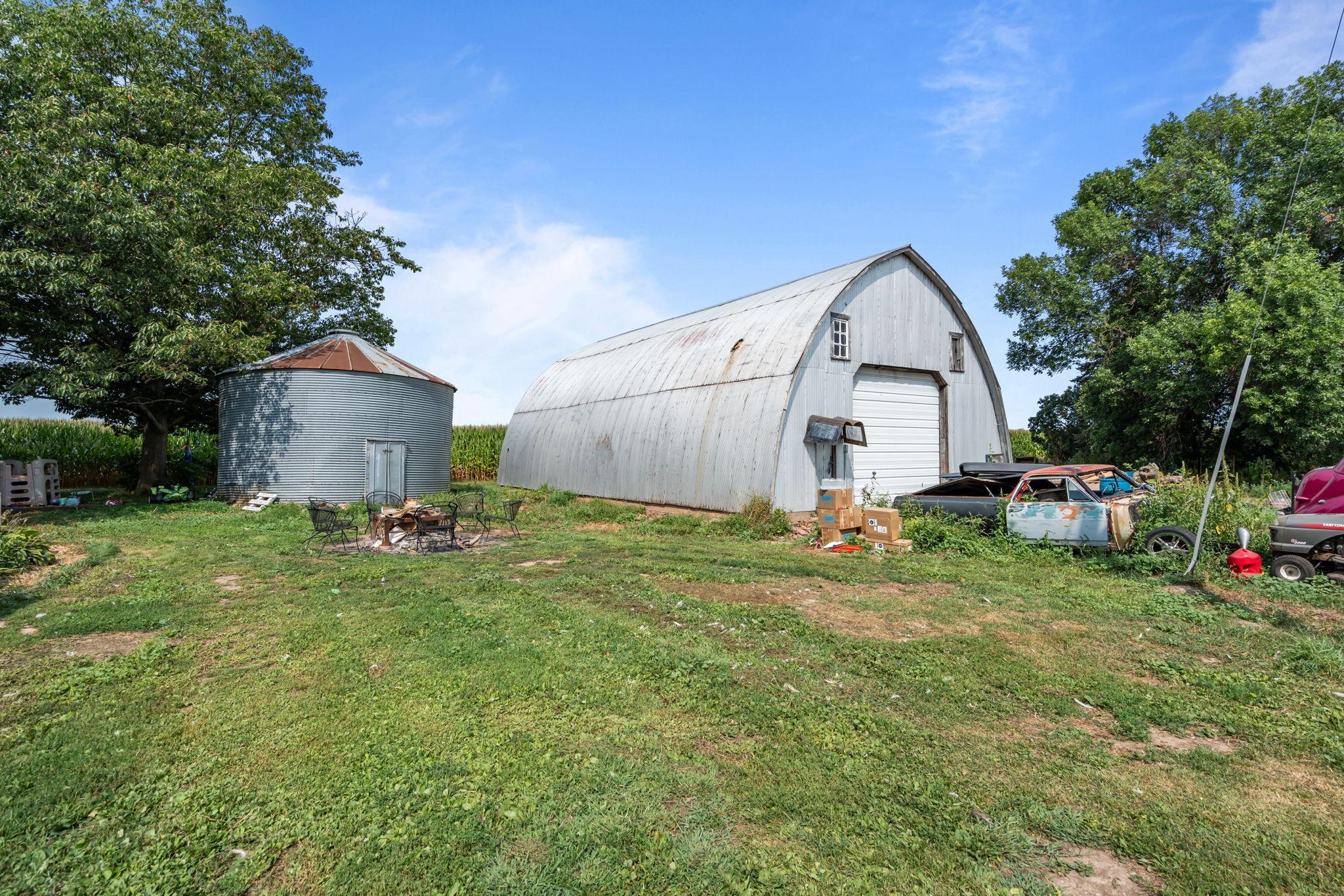 main property photo 26