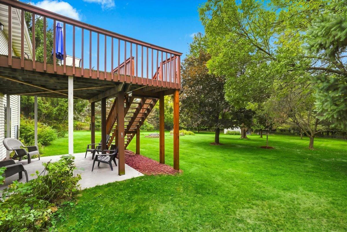 main property photo 20