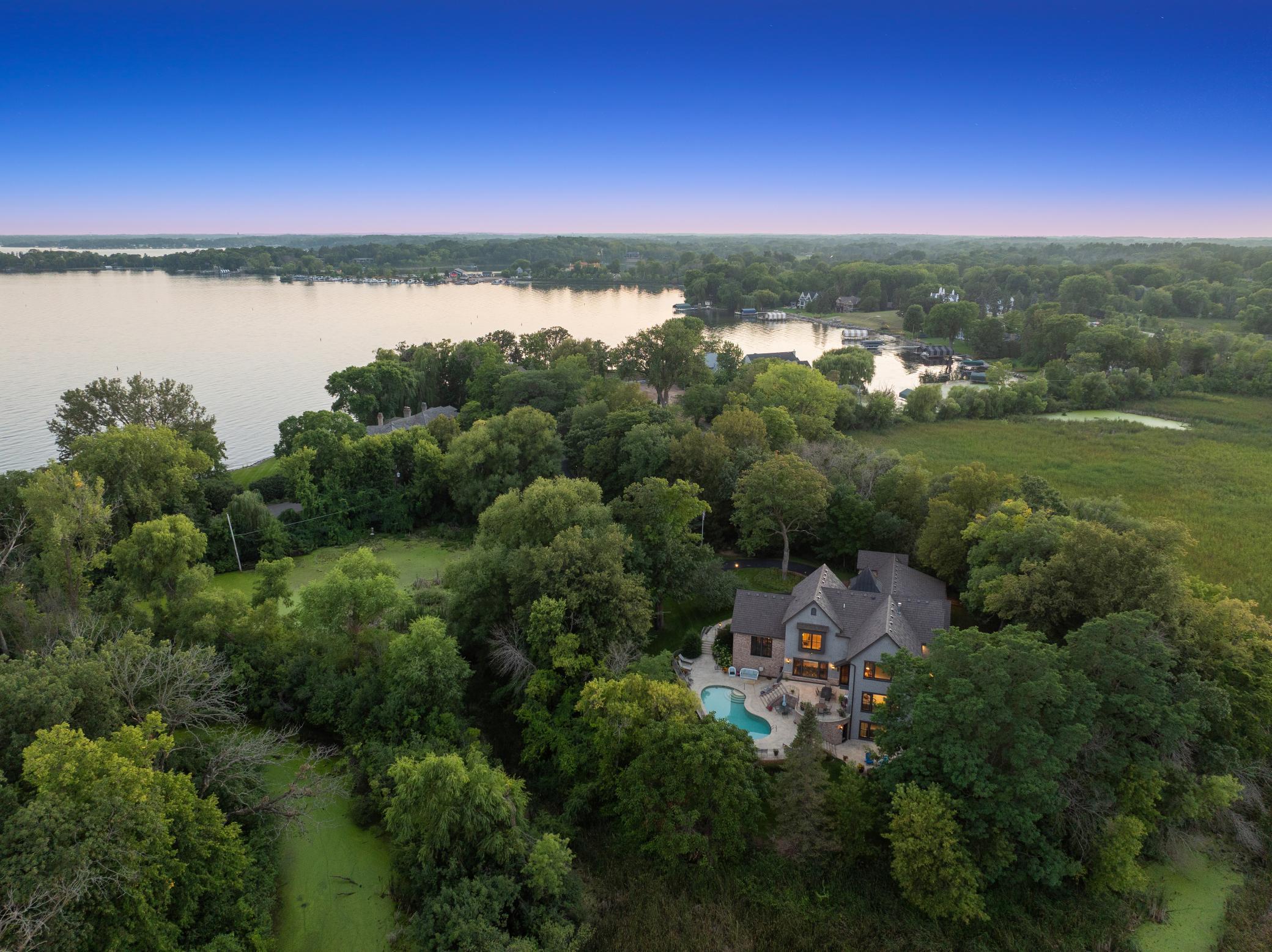 main property photo 7