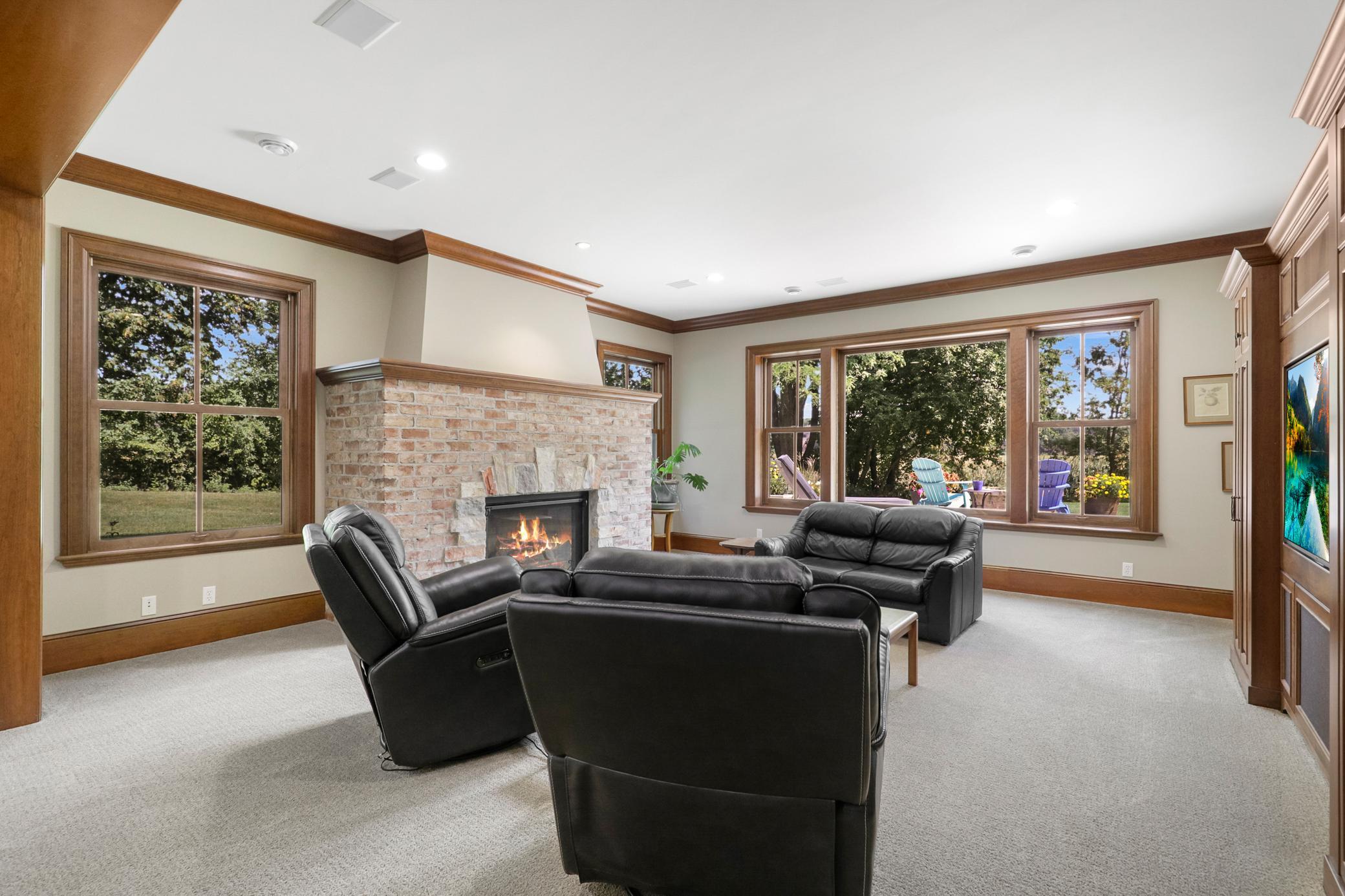main property photo 79