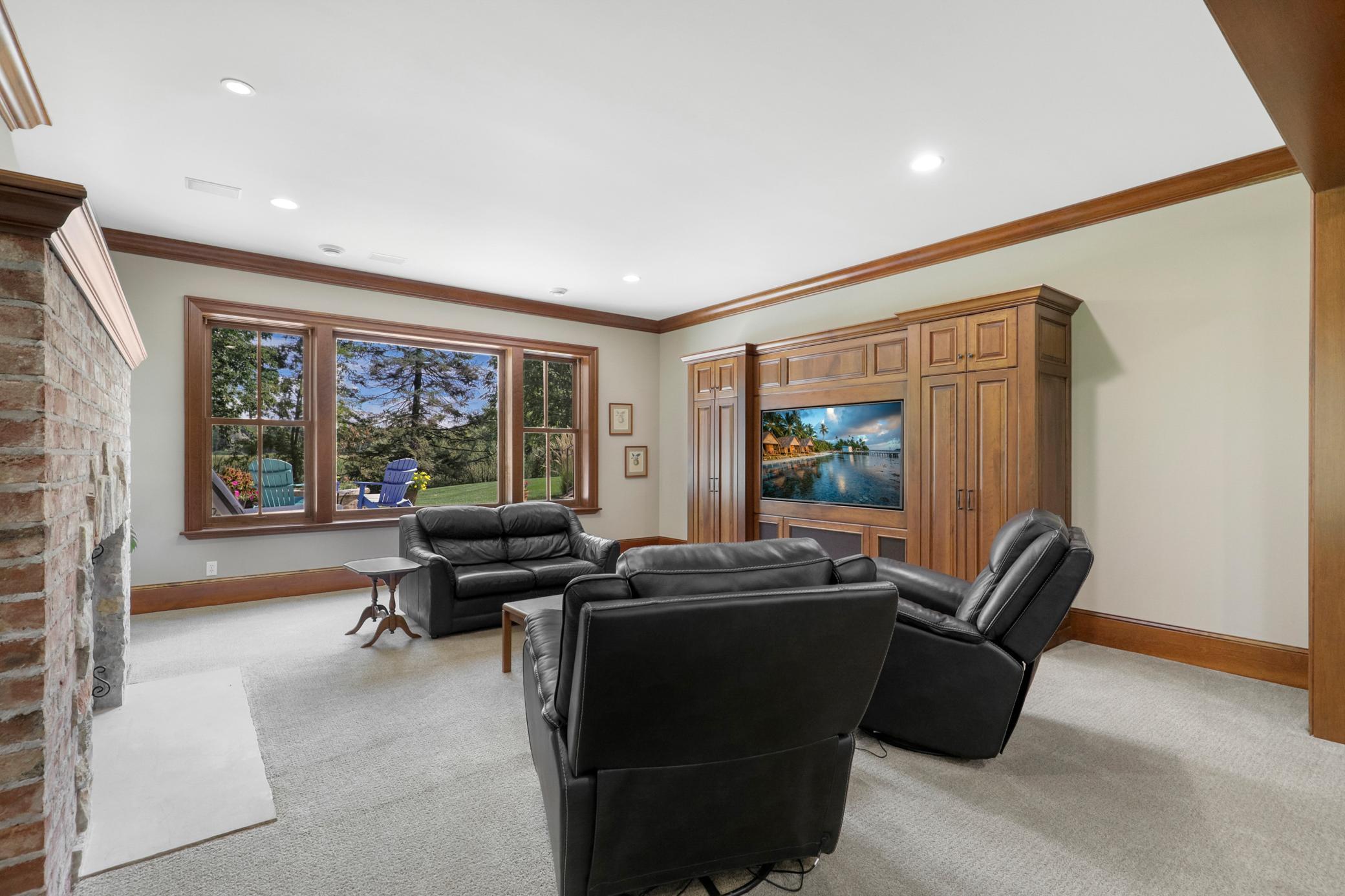 main property photo 80