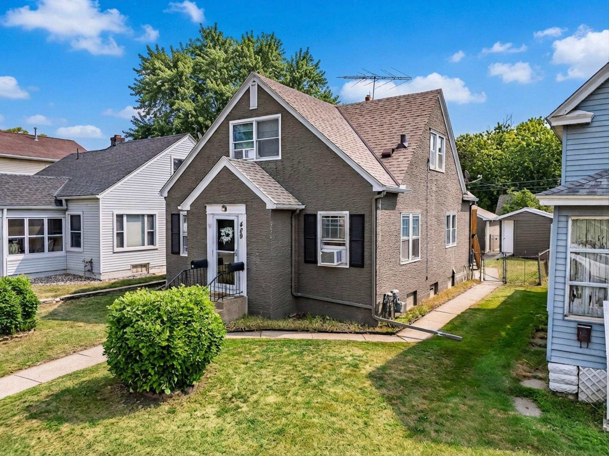 main property photo 4