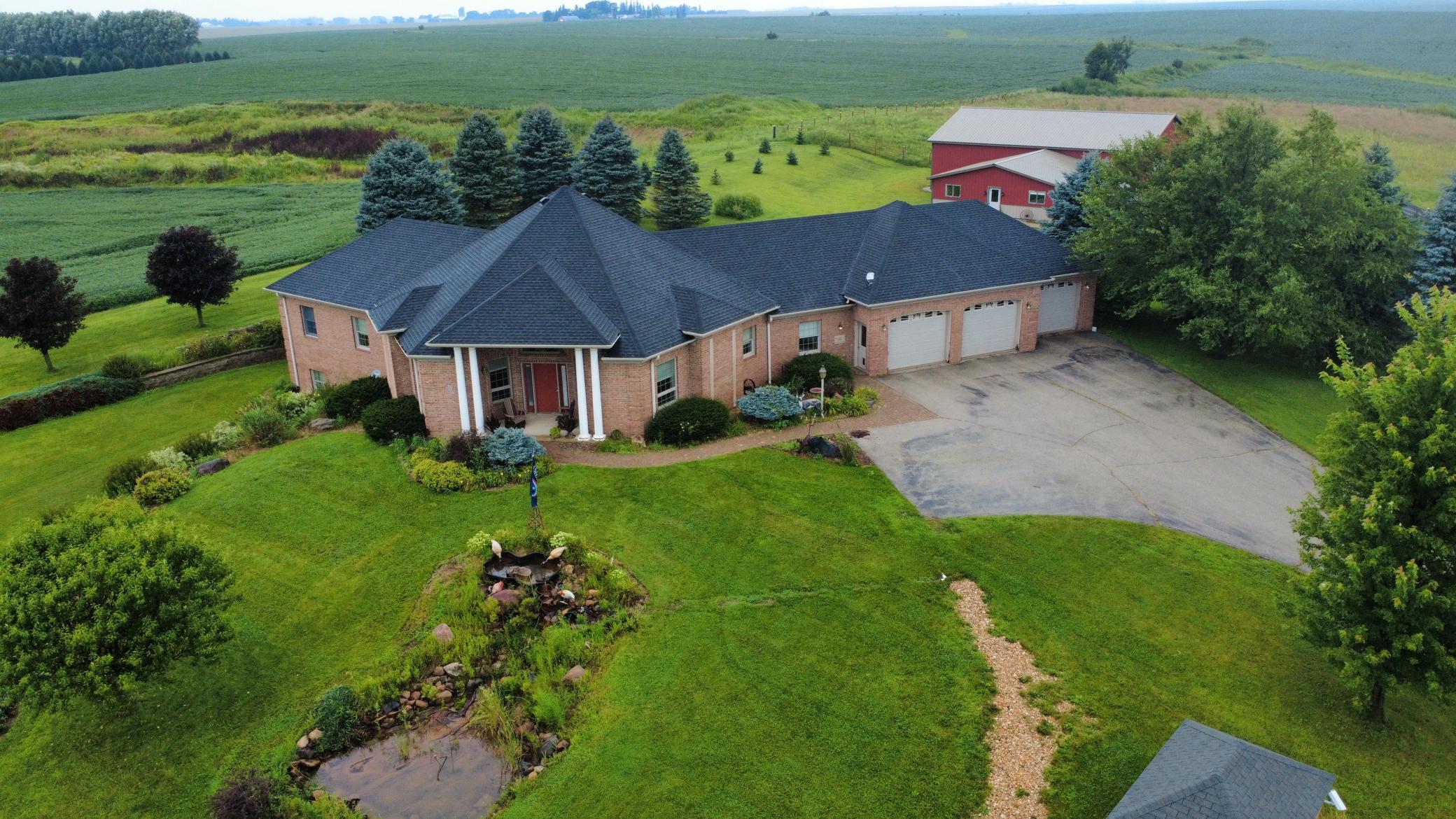 main property photo 40