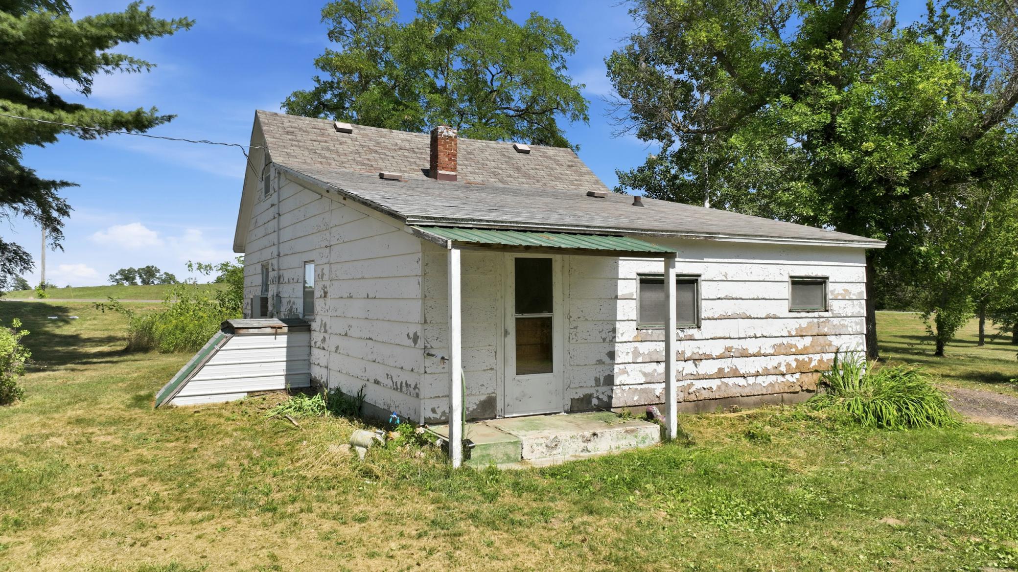 main property photo 5