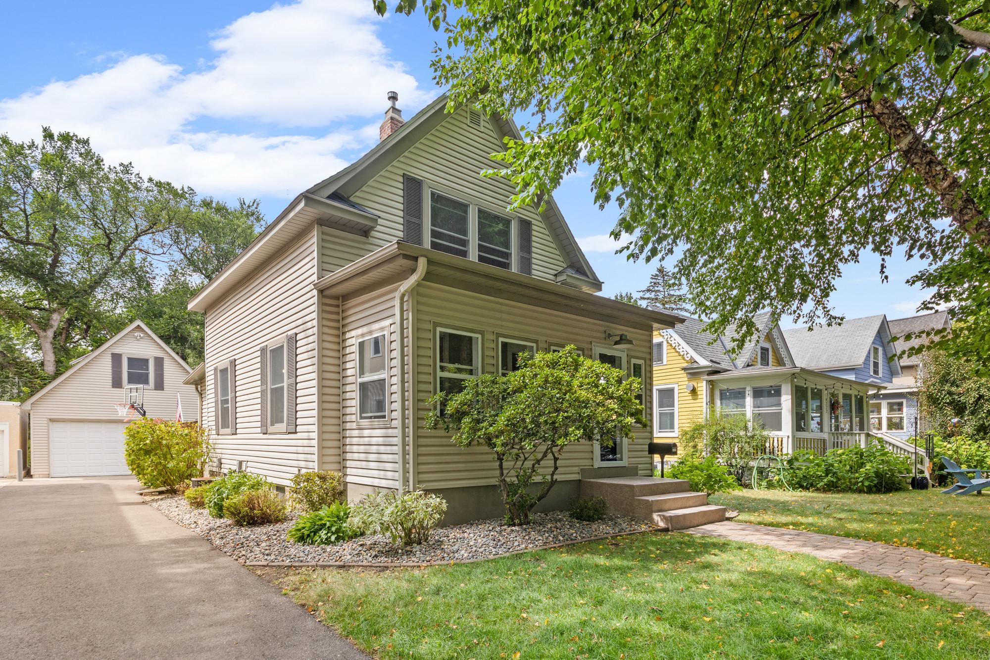 main property photo 0