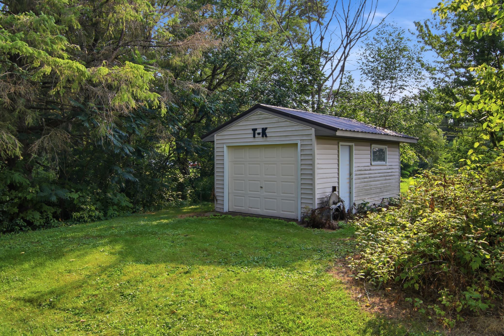 main property photo 59