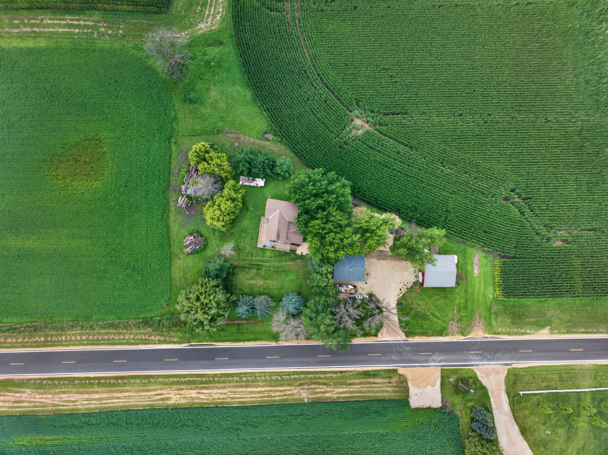 main property photo 6