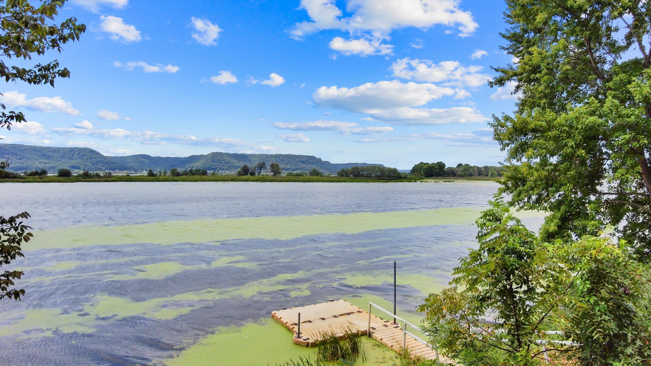 main property photo 28