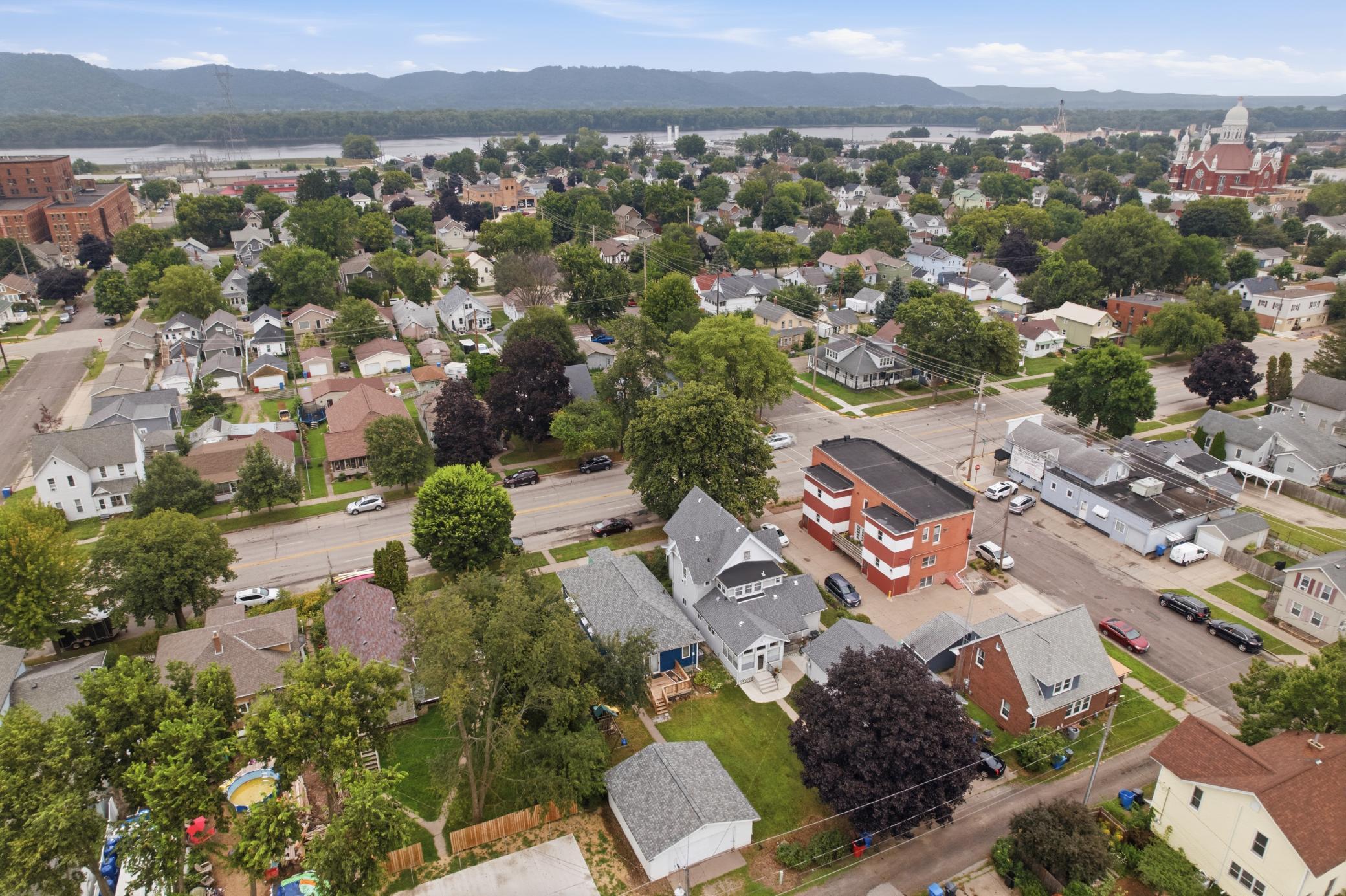 main property photo 23