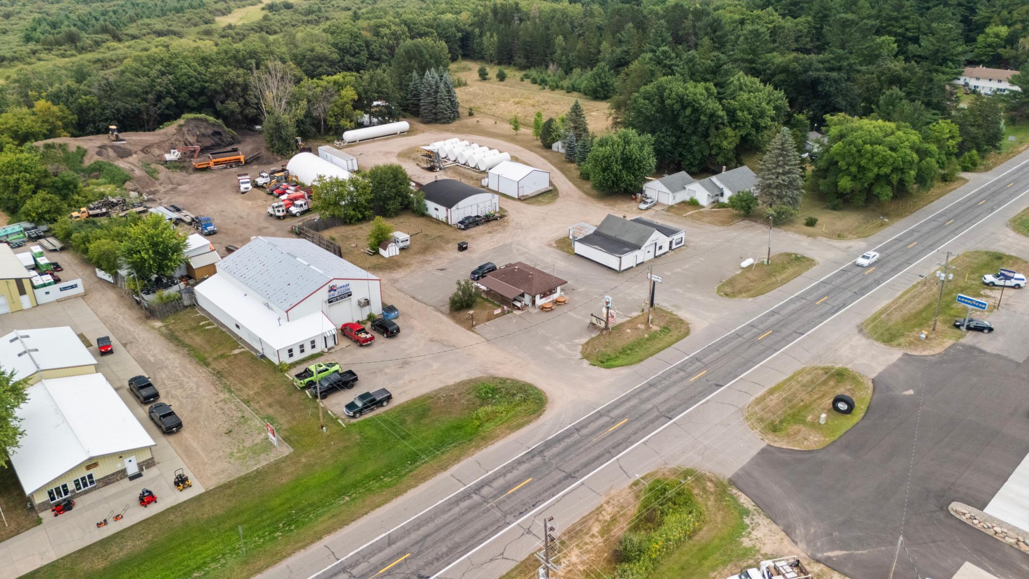 main property photo 7