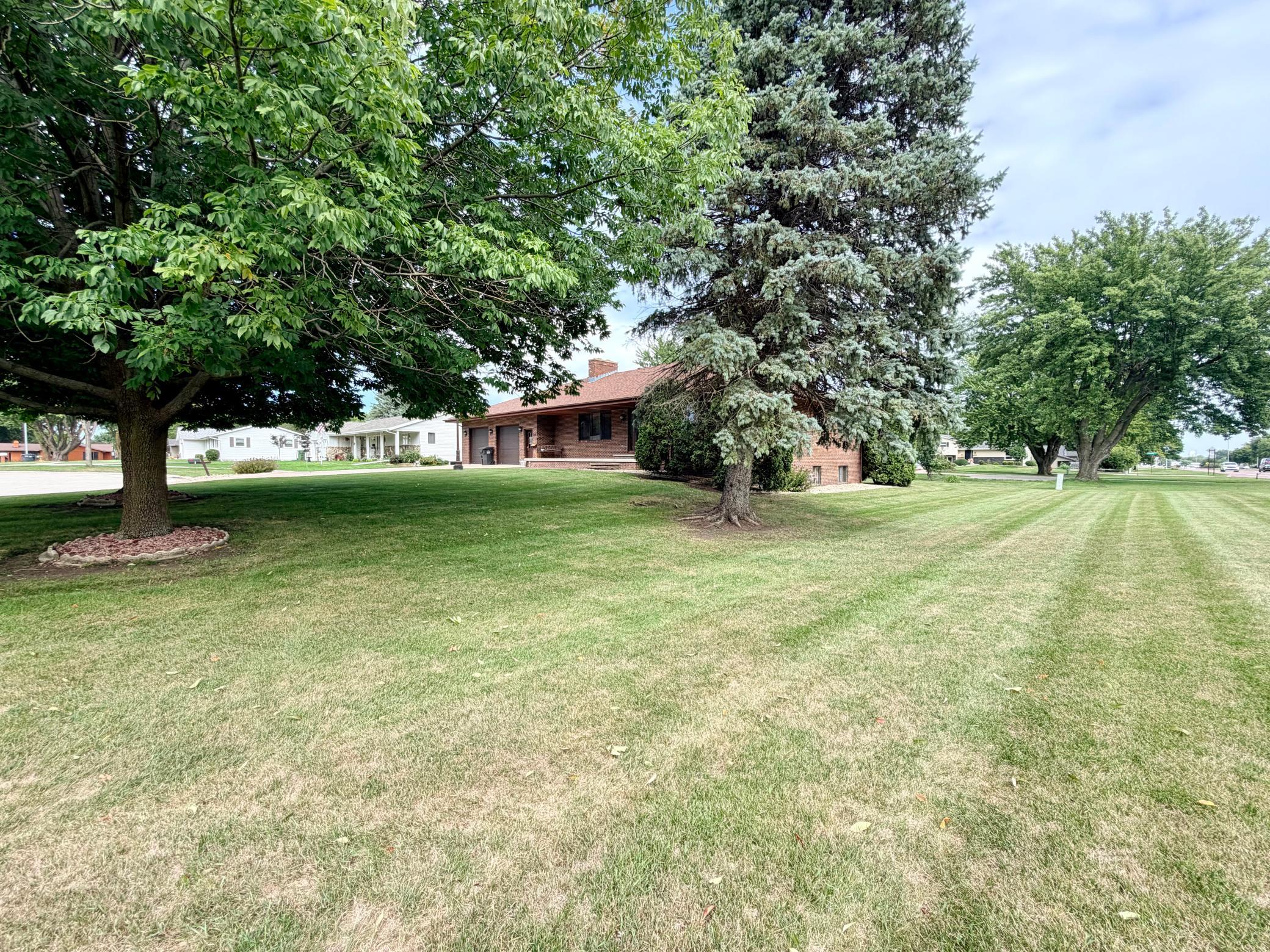 main property photo 43