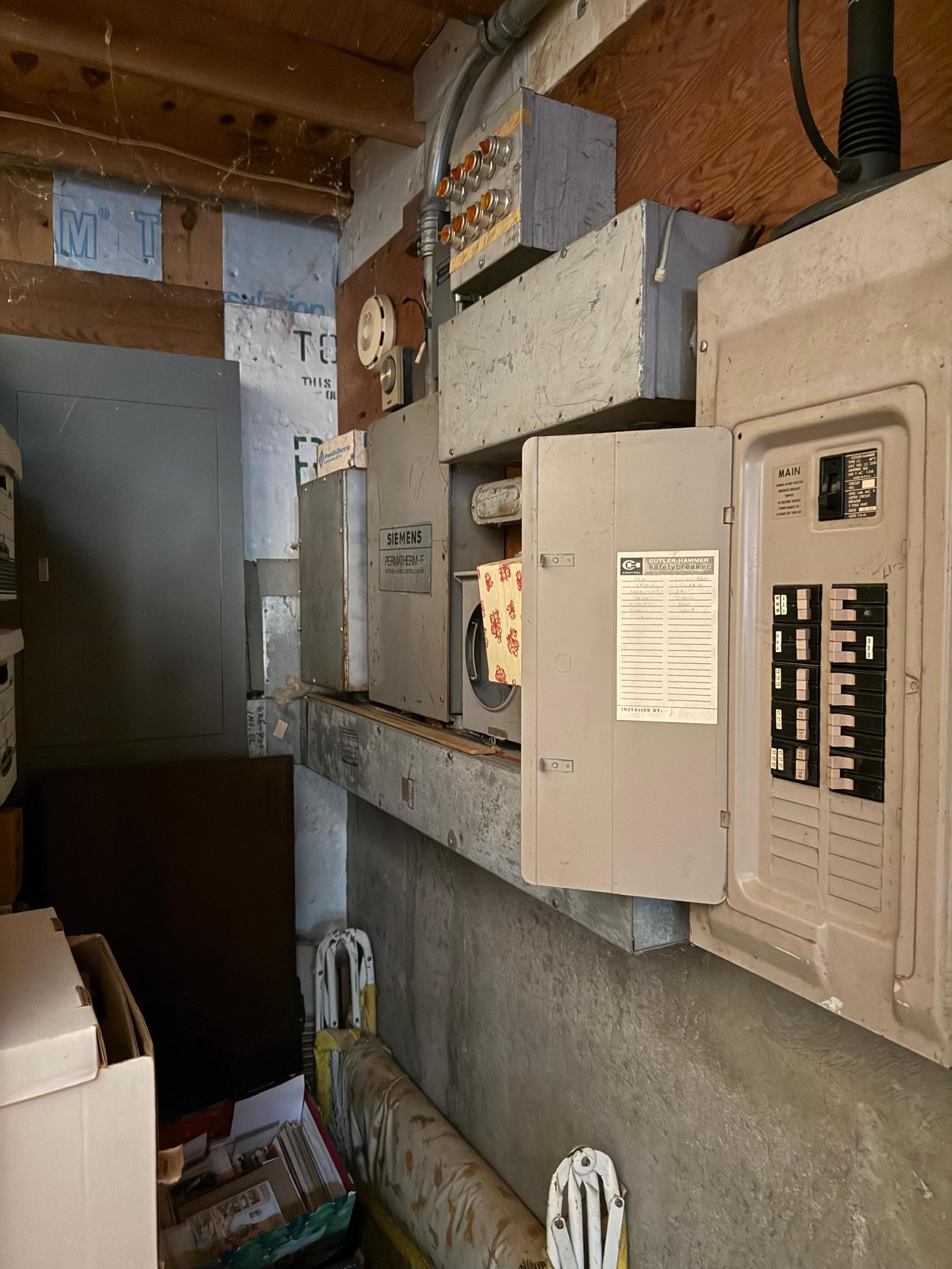 main property photo 23