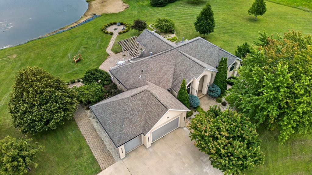 main property photo 66