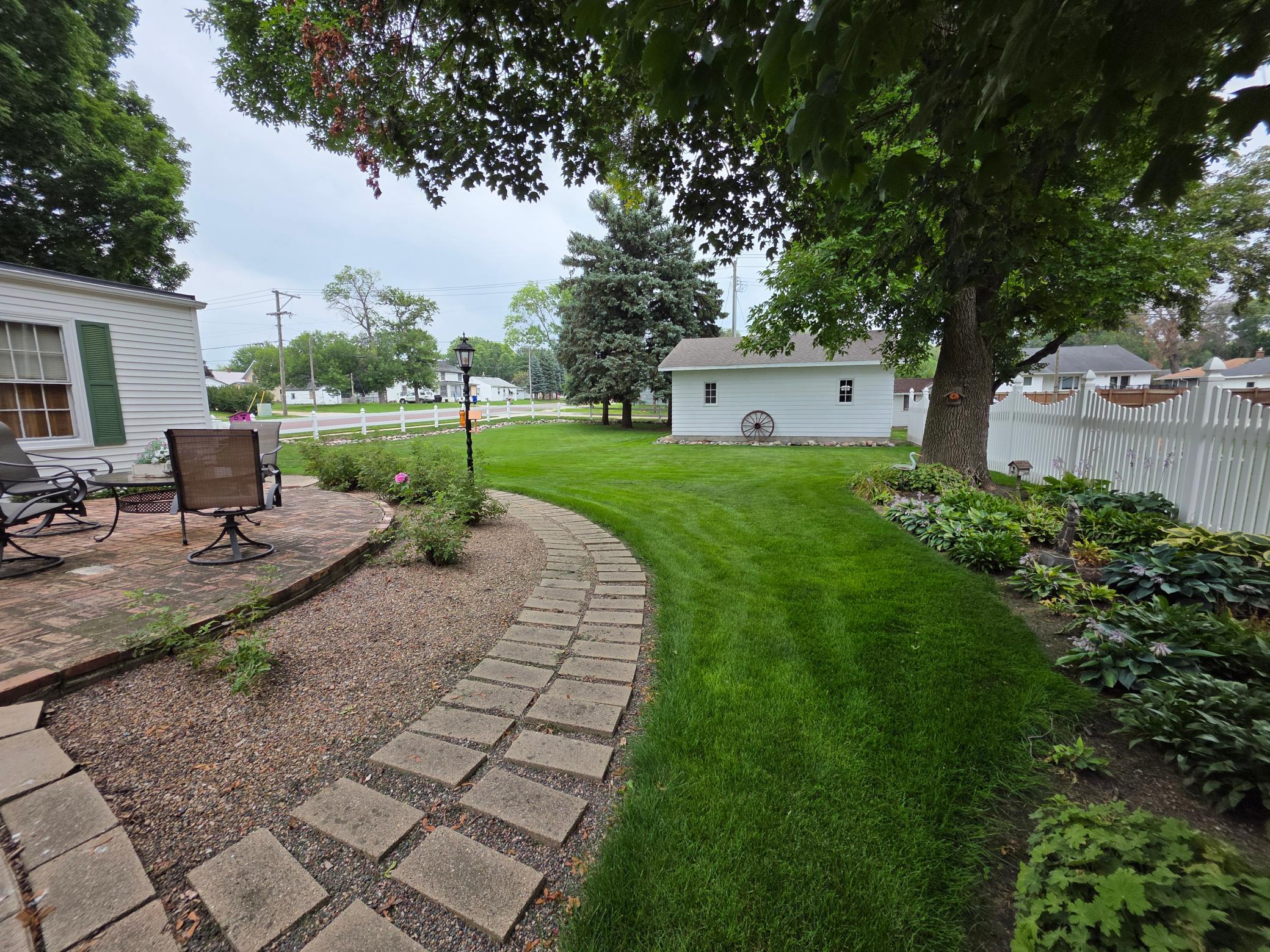 main property photo 31