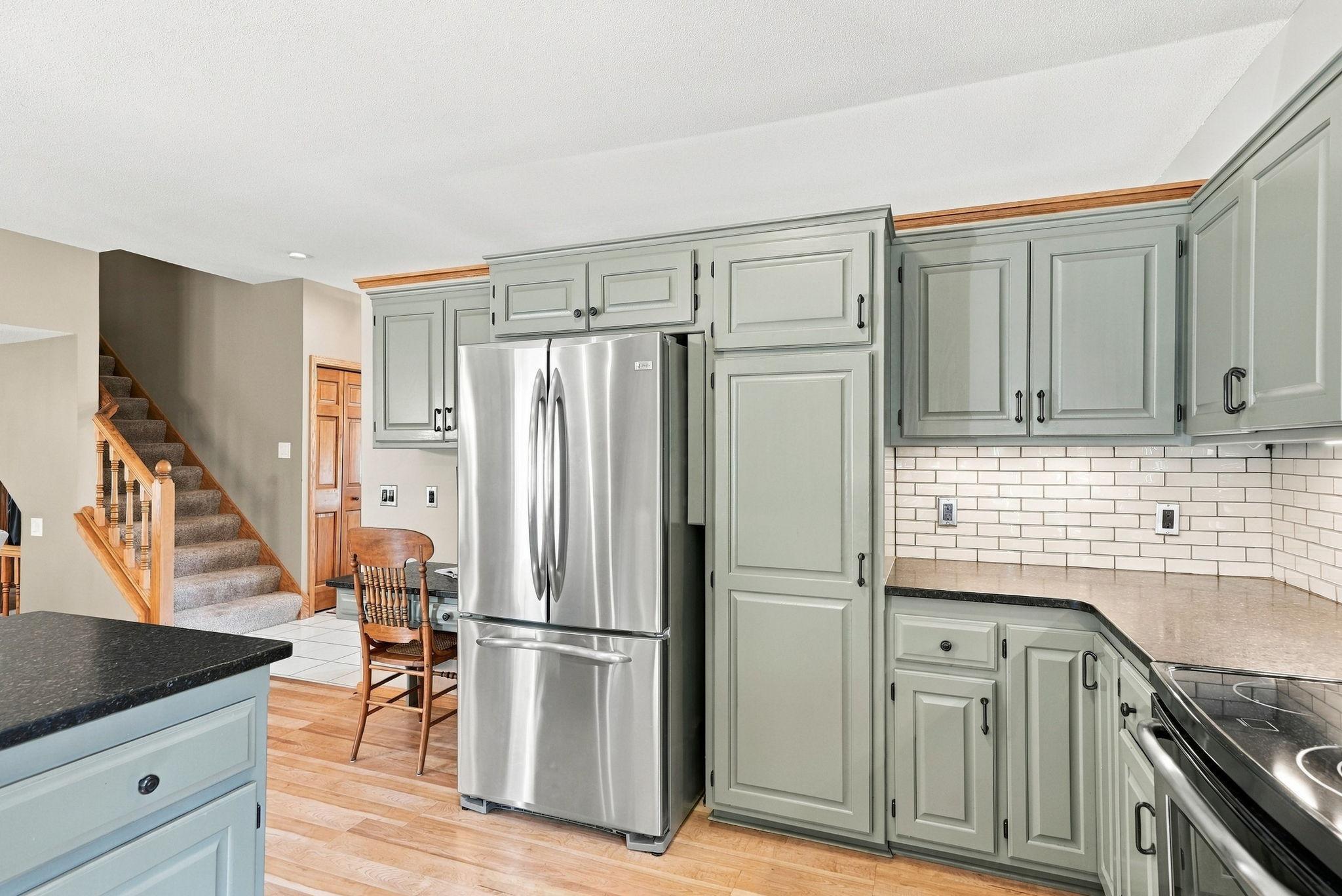 main property photo 14