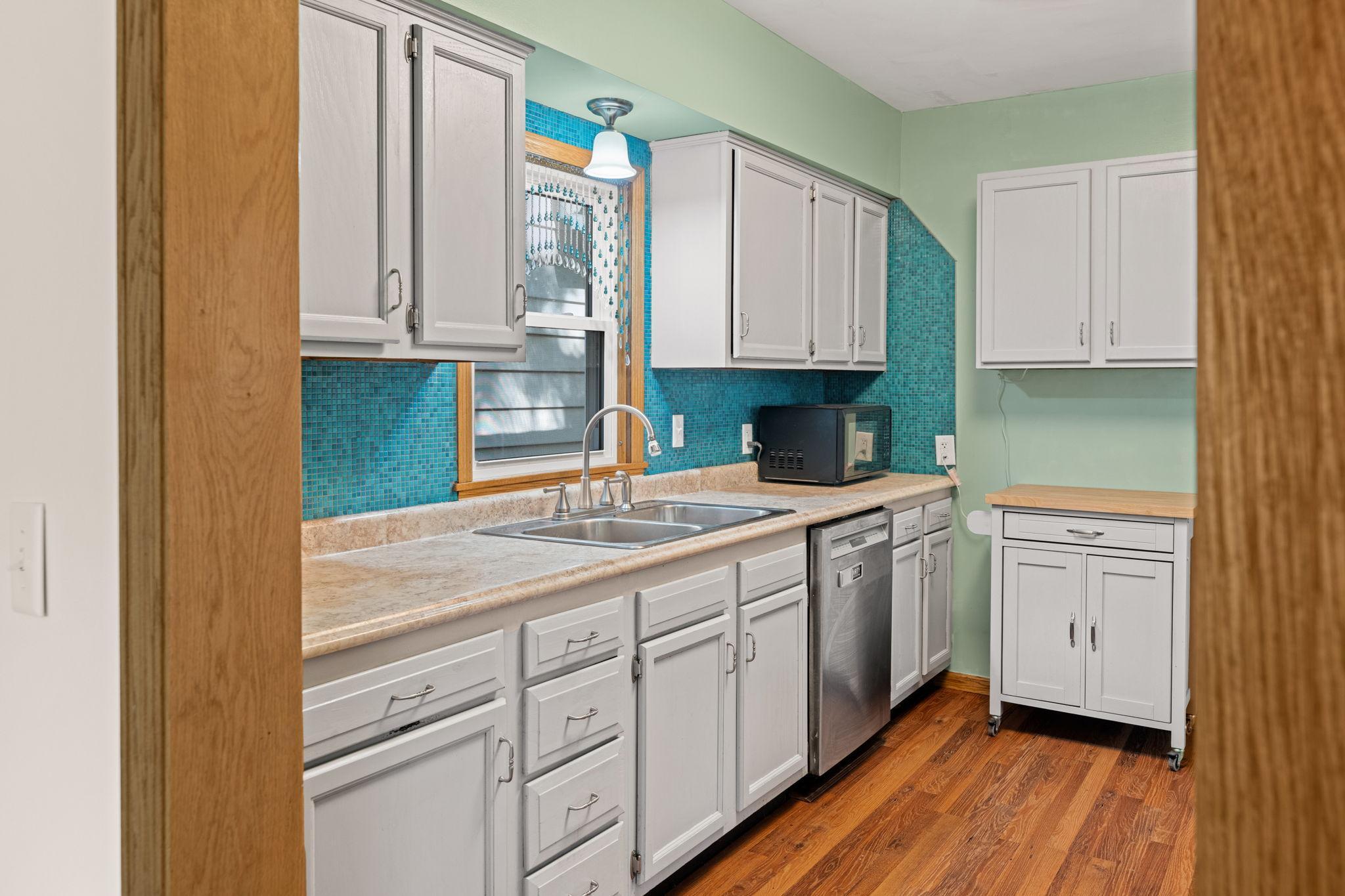 main property photo 6