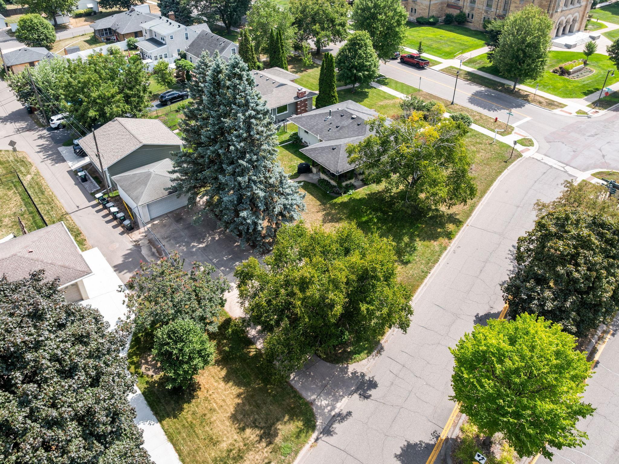 main property photo 64