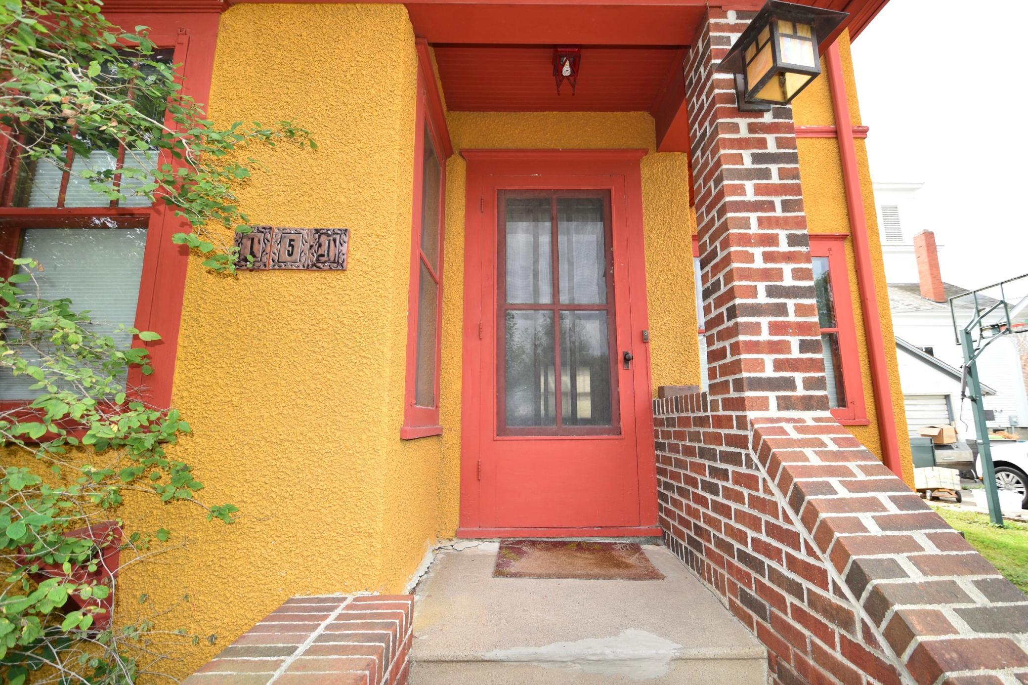 main property photo 10
