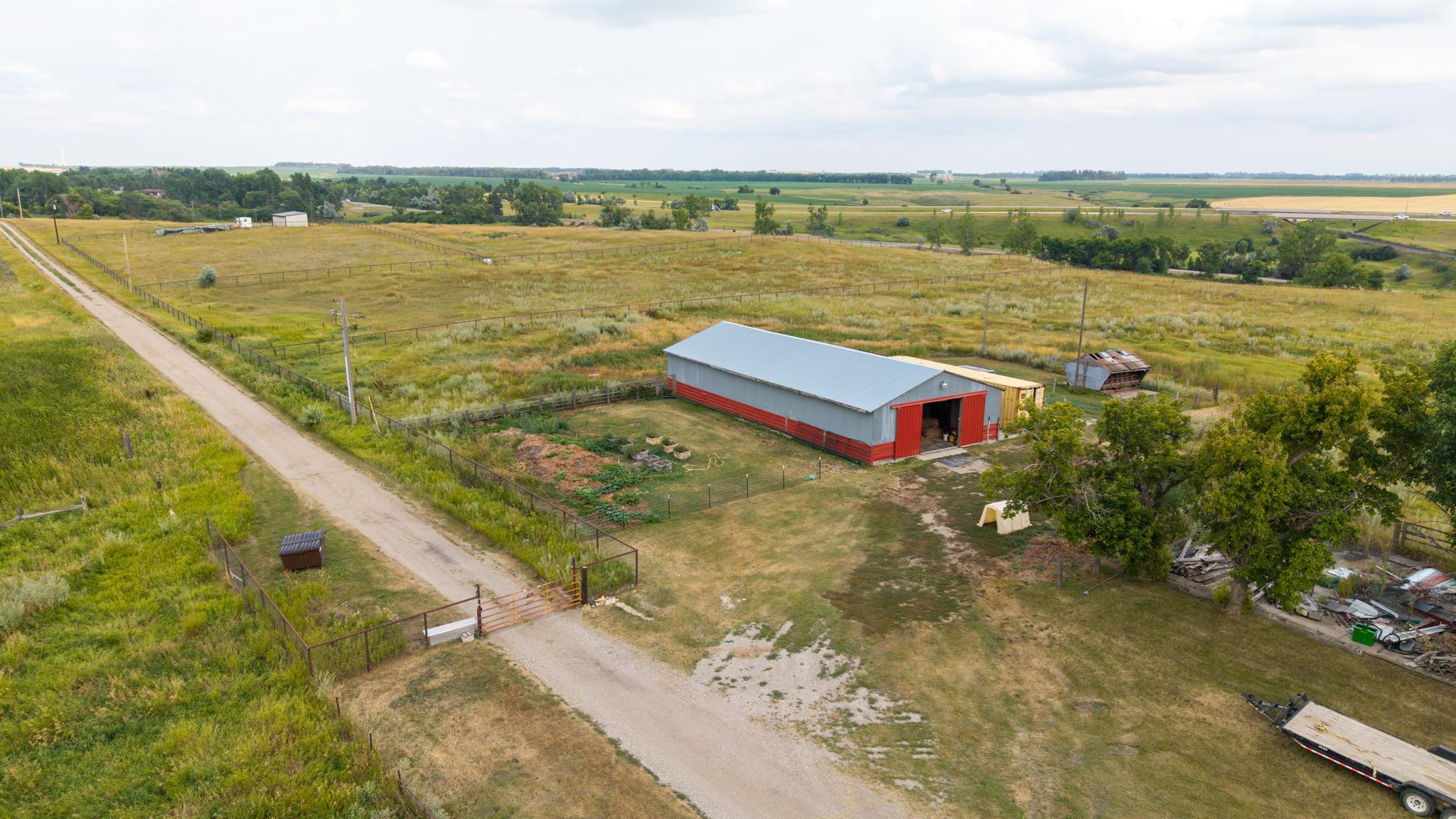main property photo 44