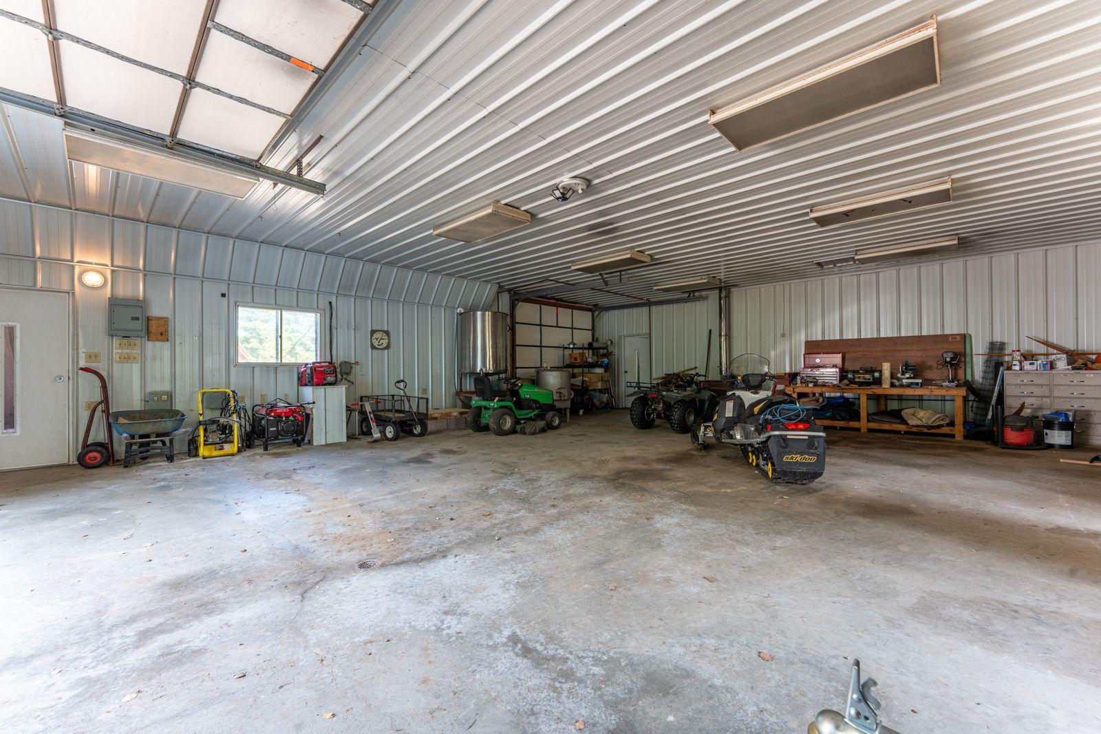 main property photo 41