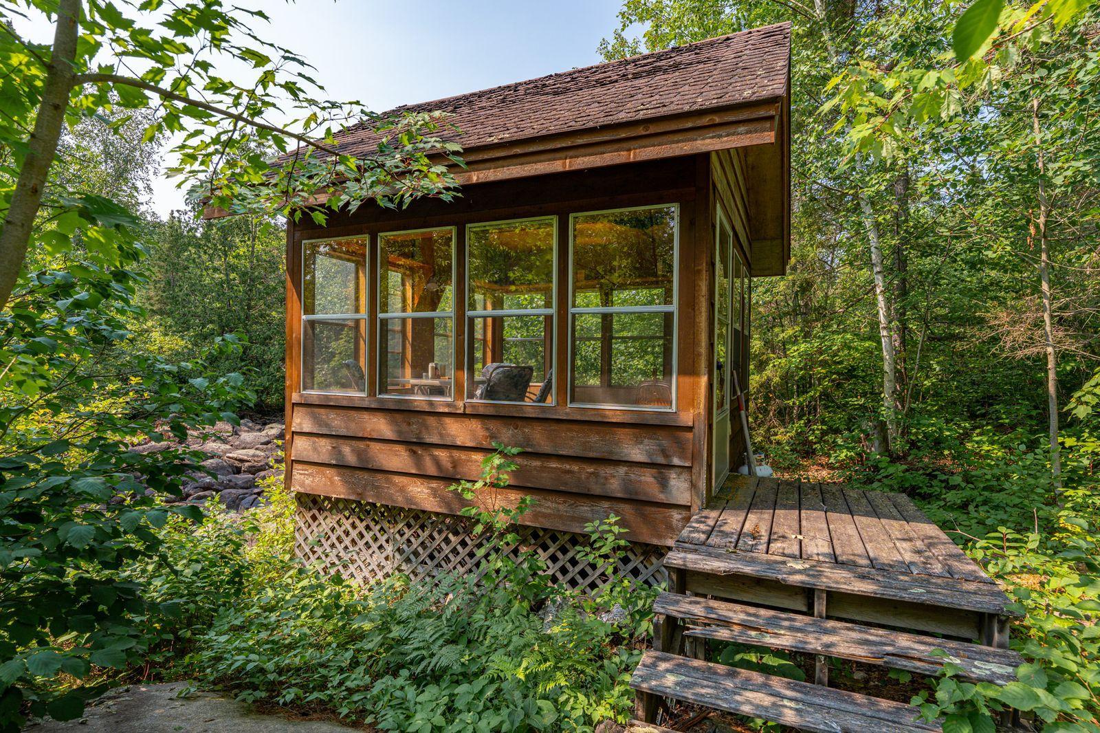 main property photo 46