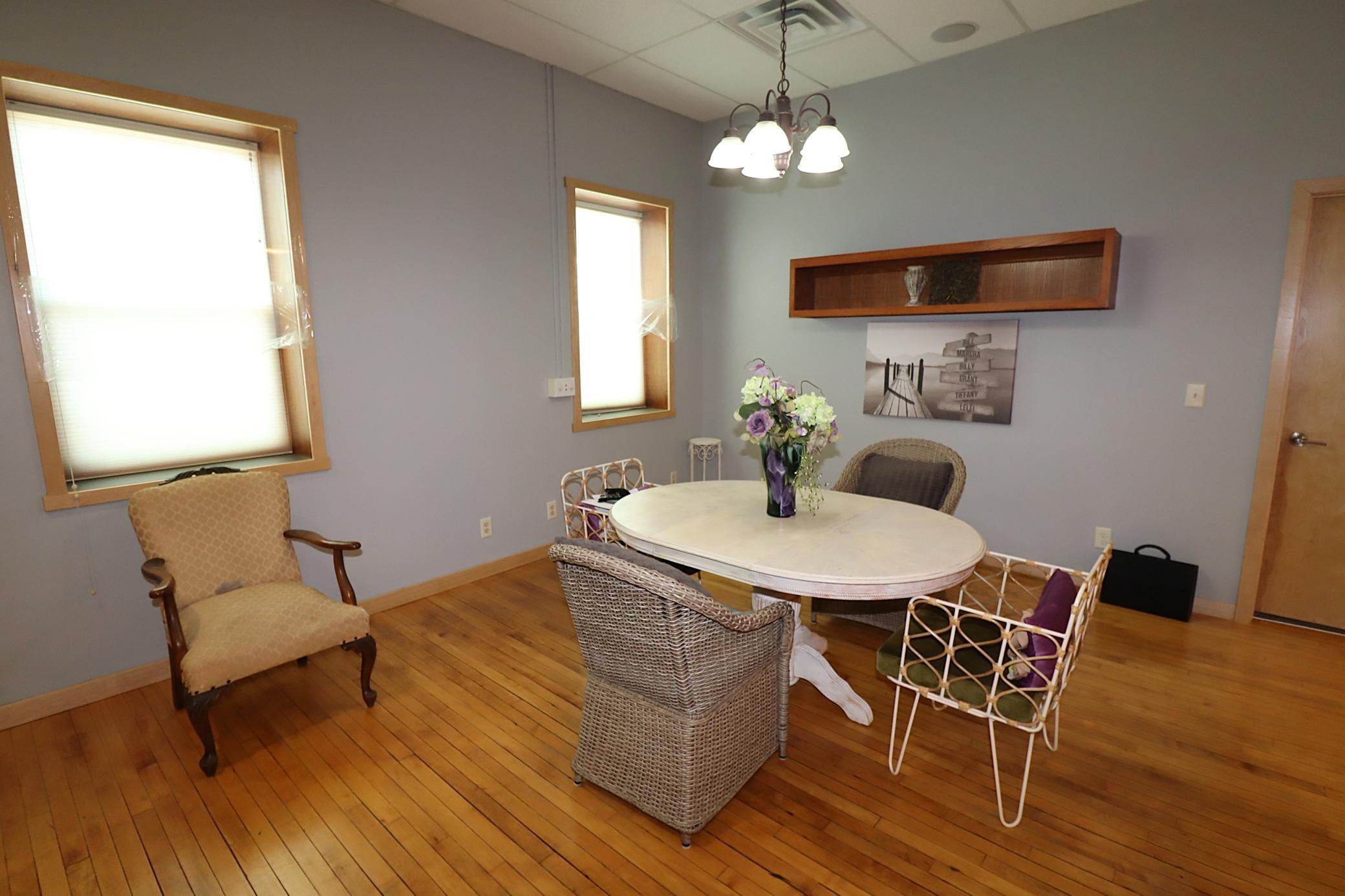 main property photo 13
