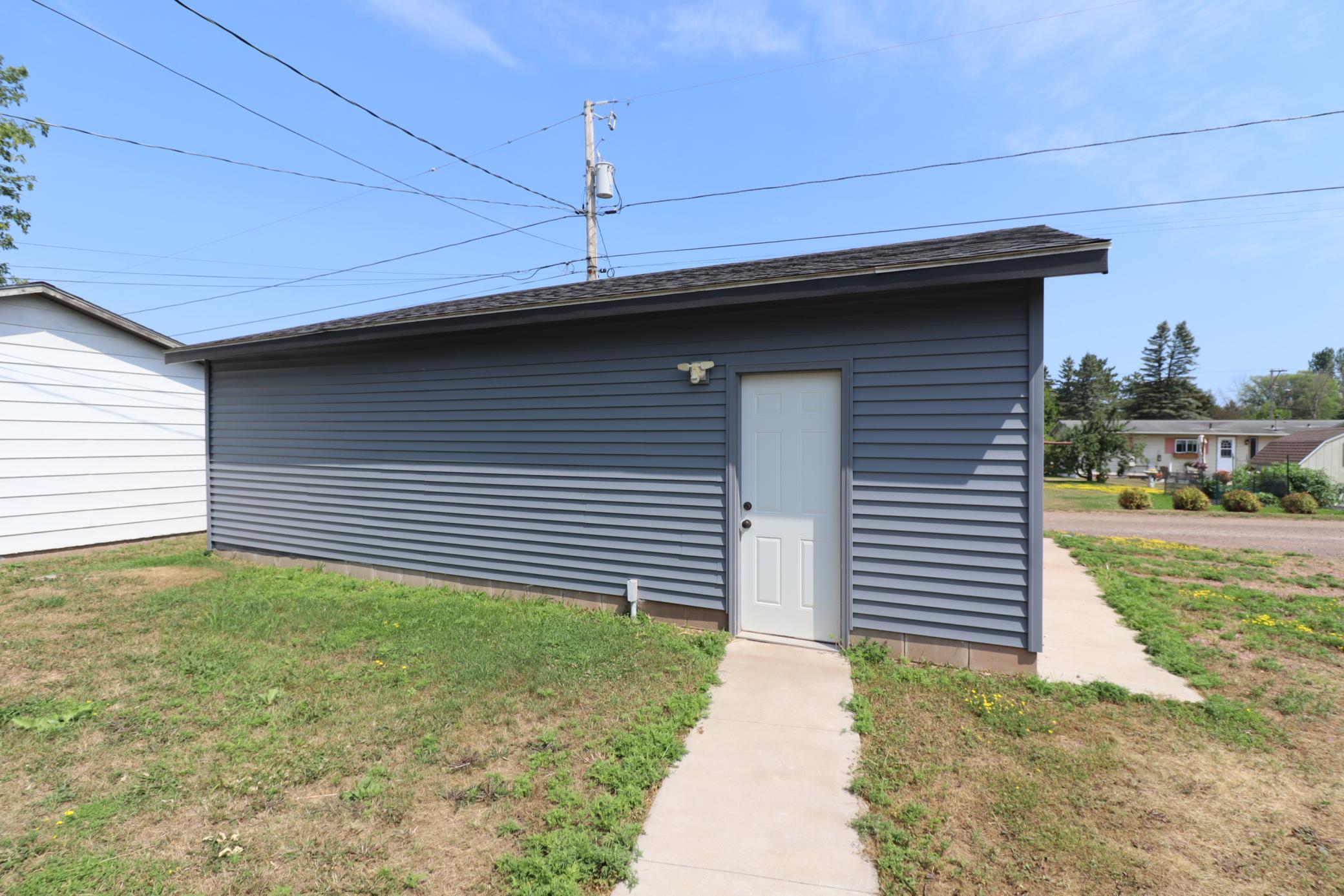 main property photo 70