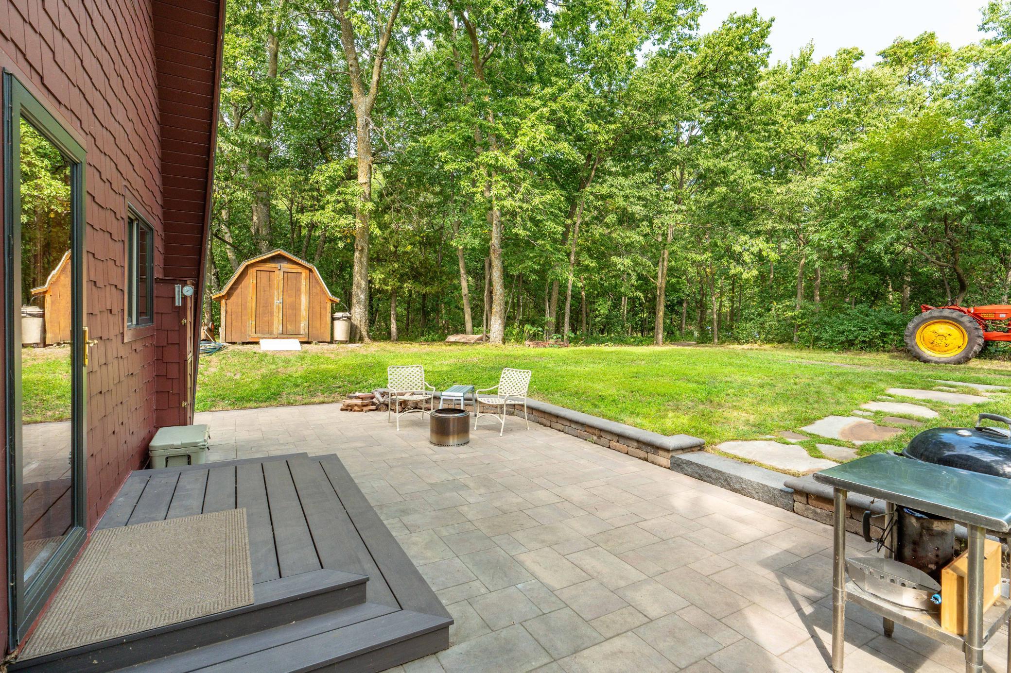 main property photo 7