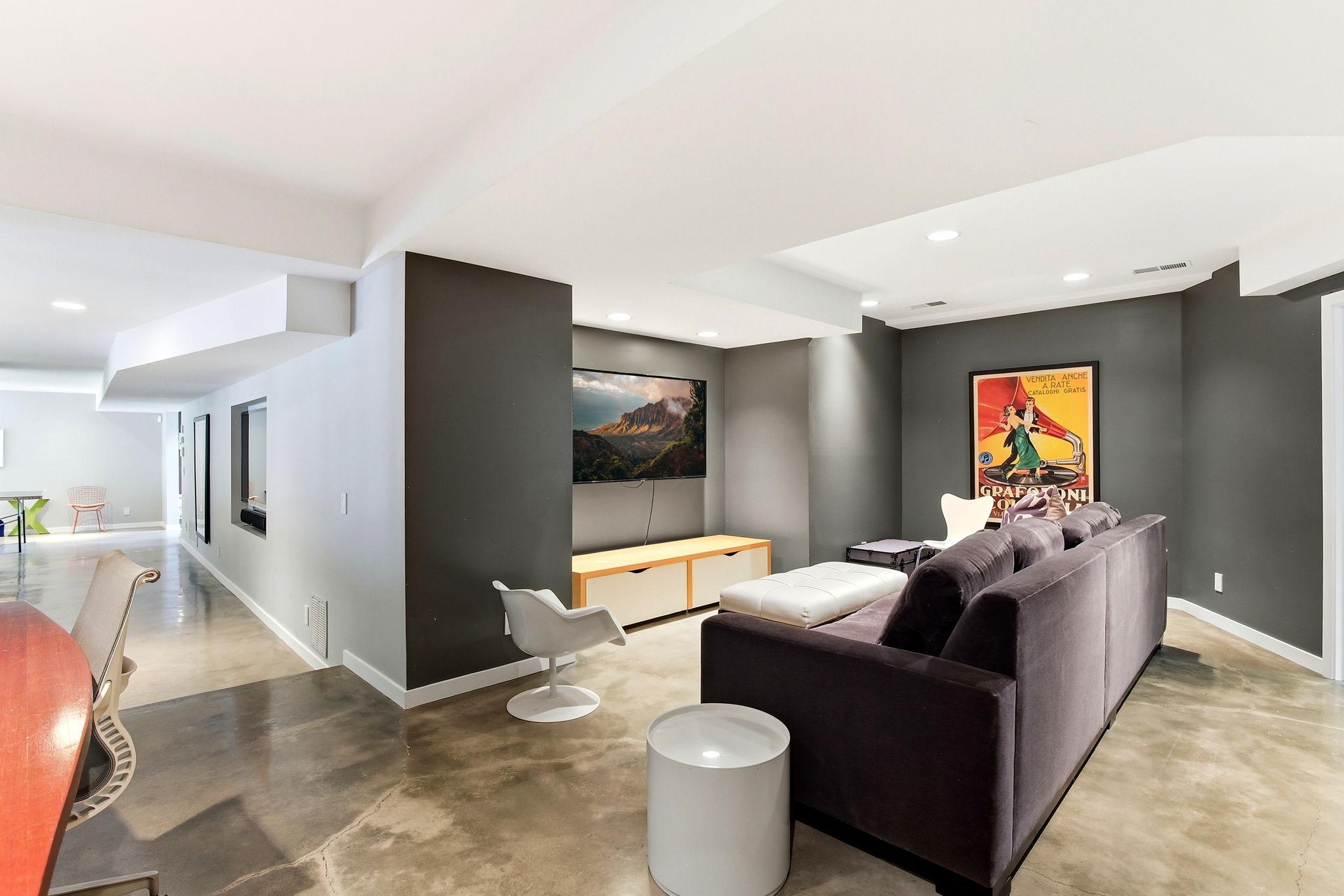 main property photo 59