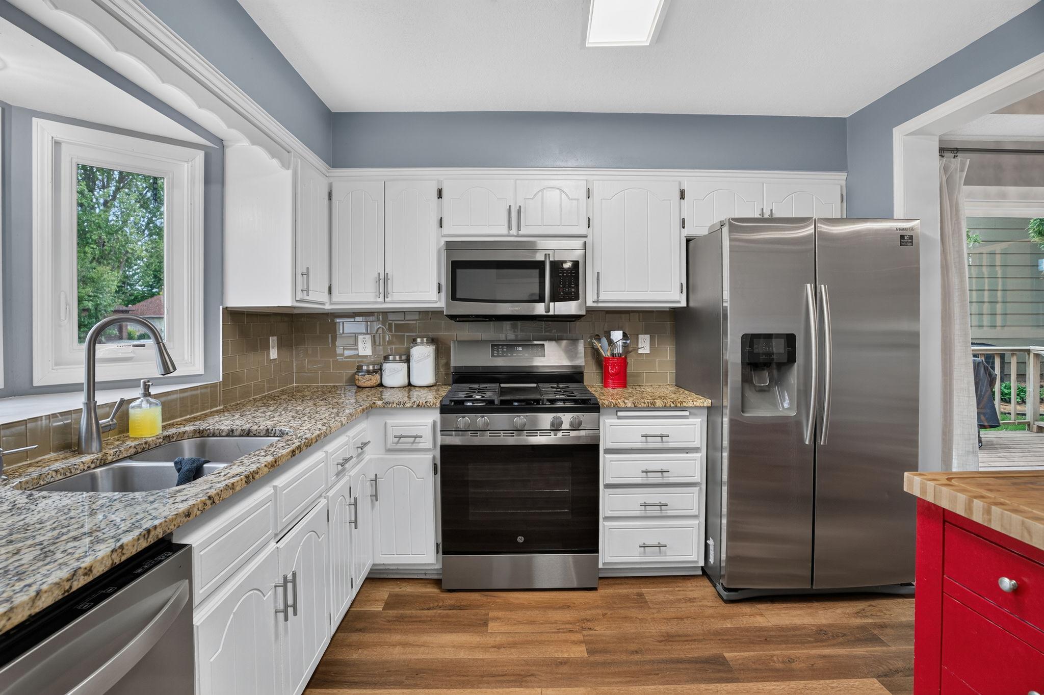 main property photo 2