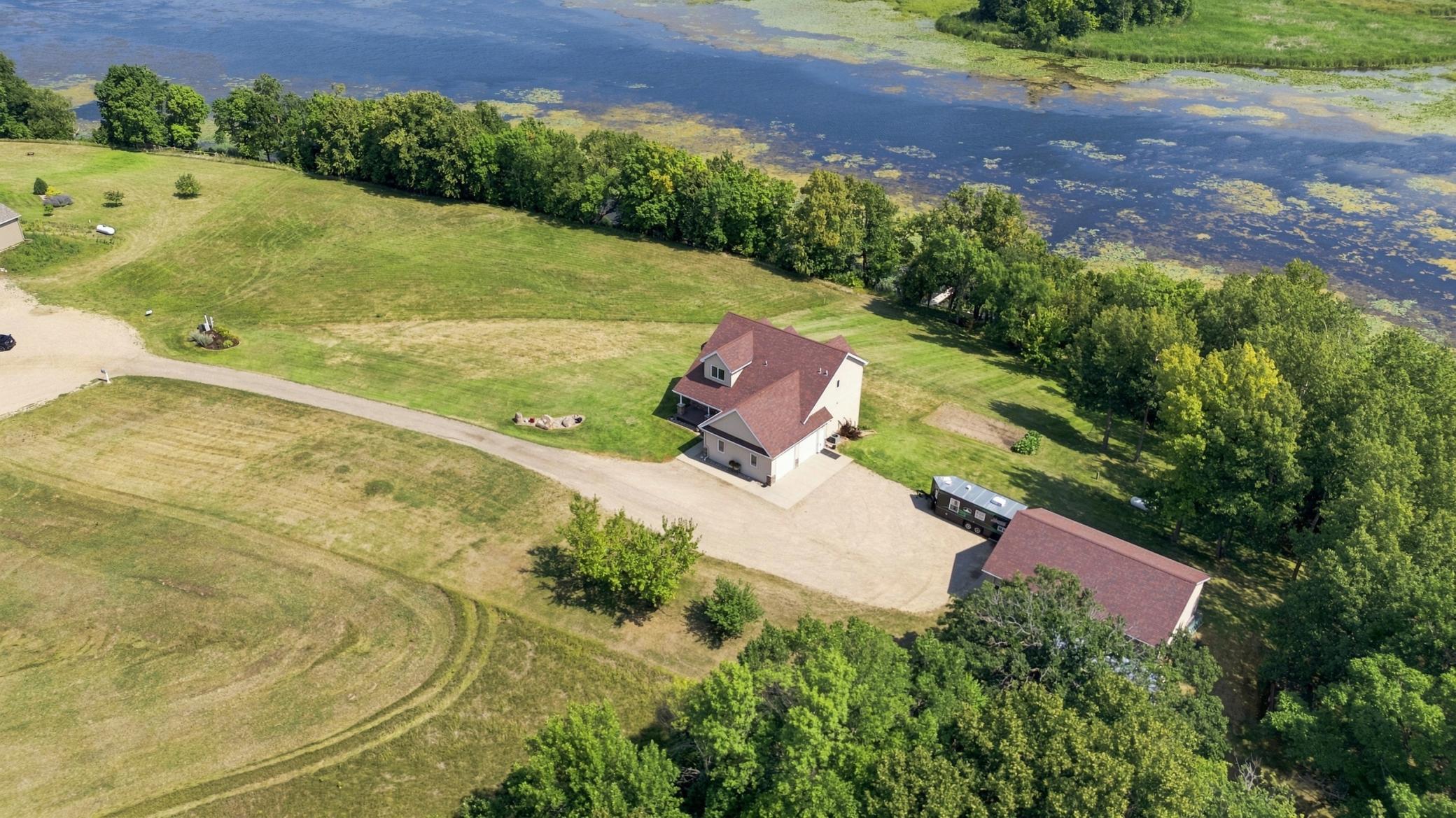 main property photo 42