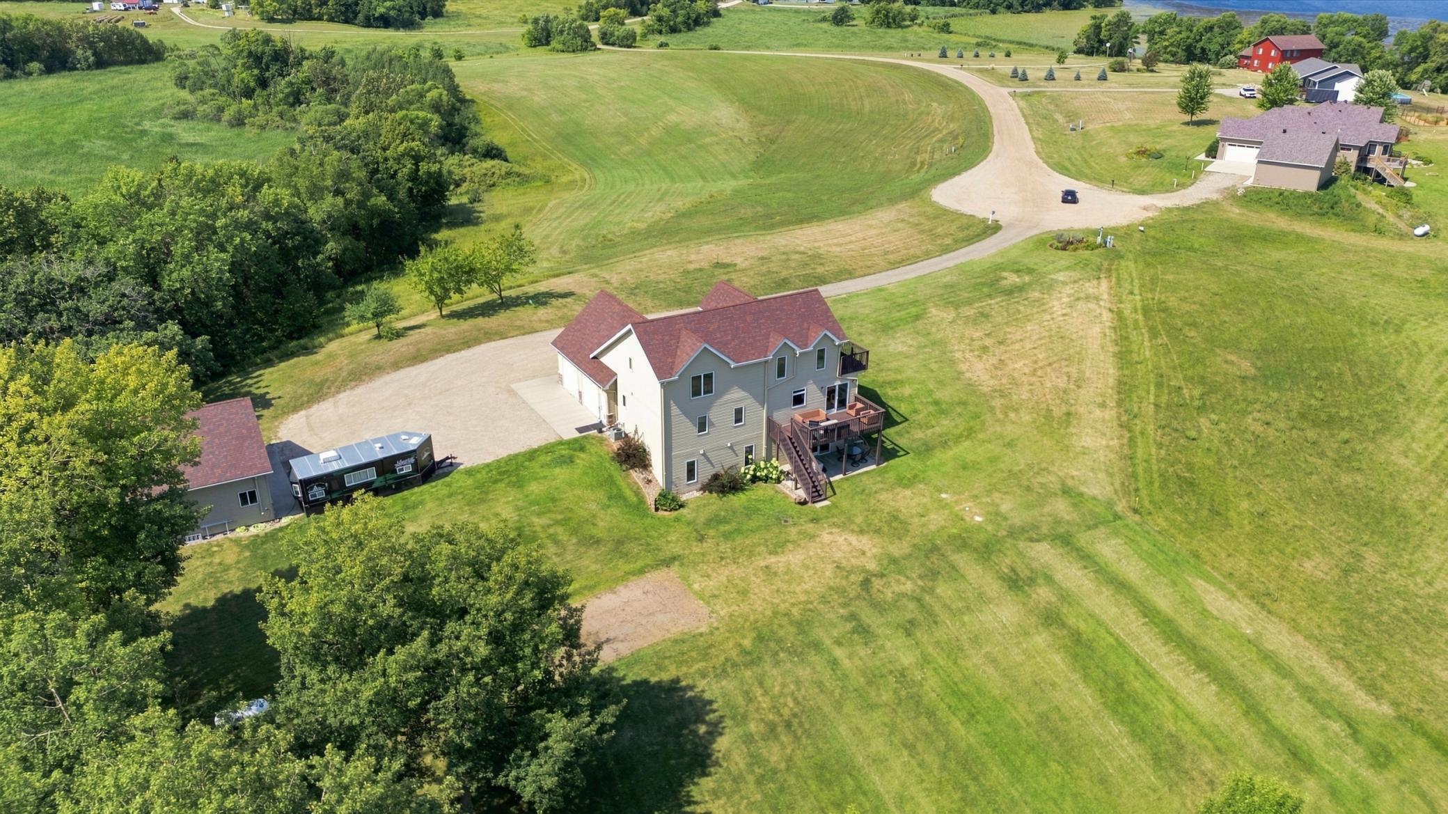 main property photo 43