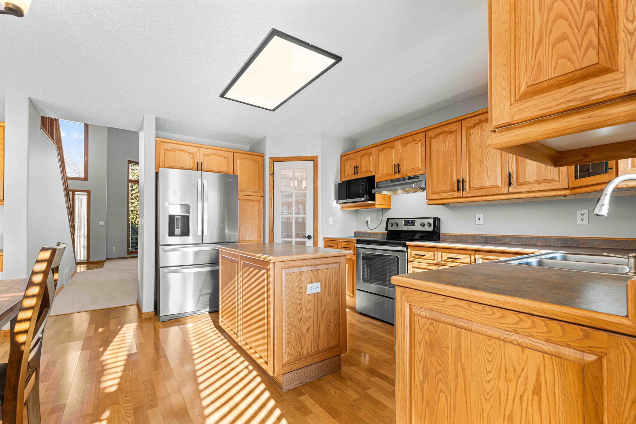 main property photo 13