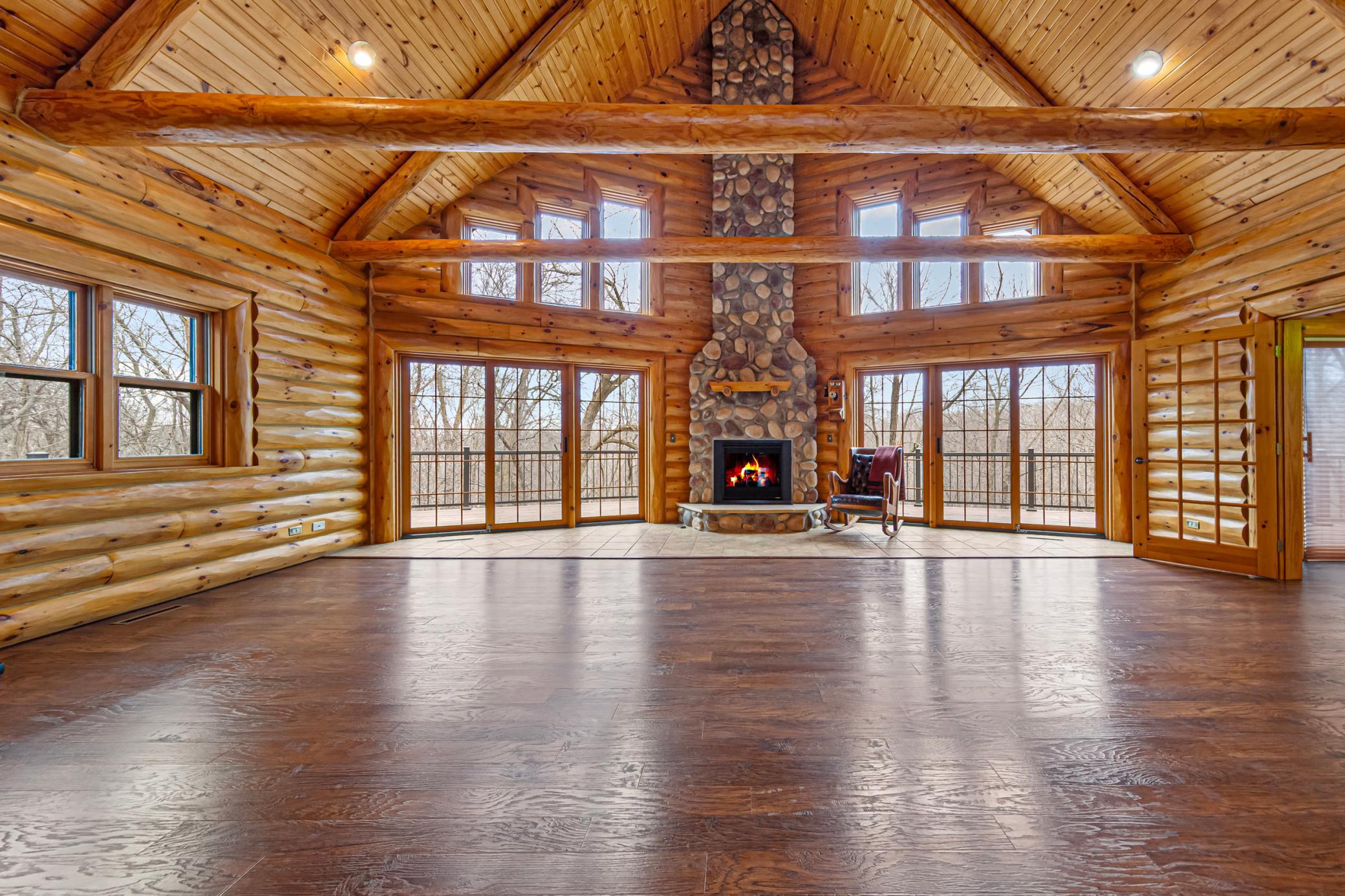 main property photo 18