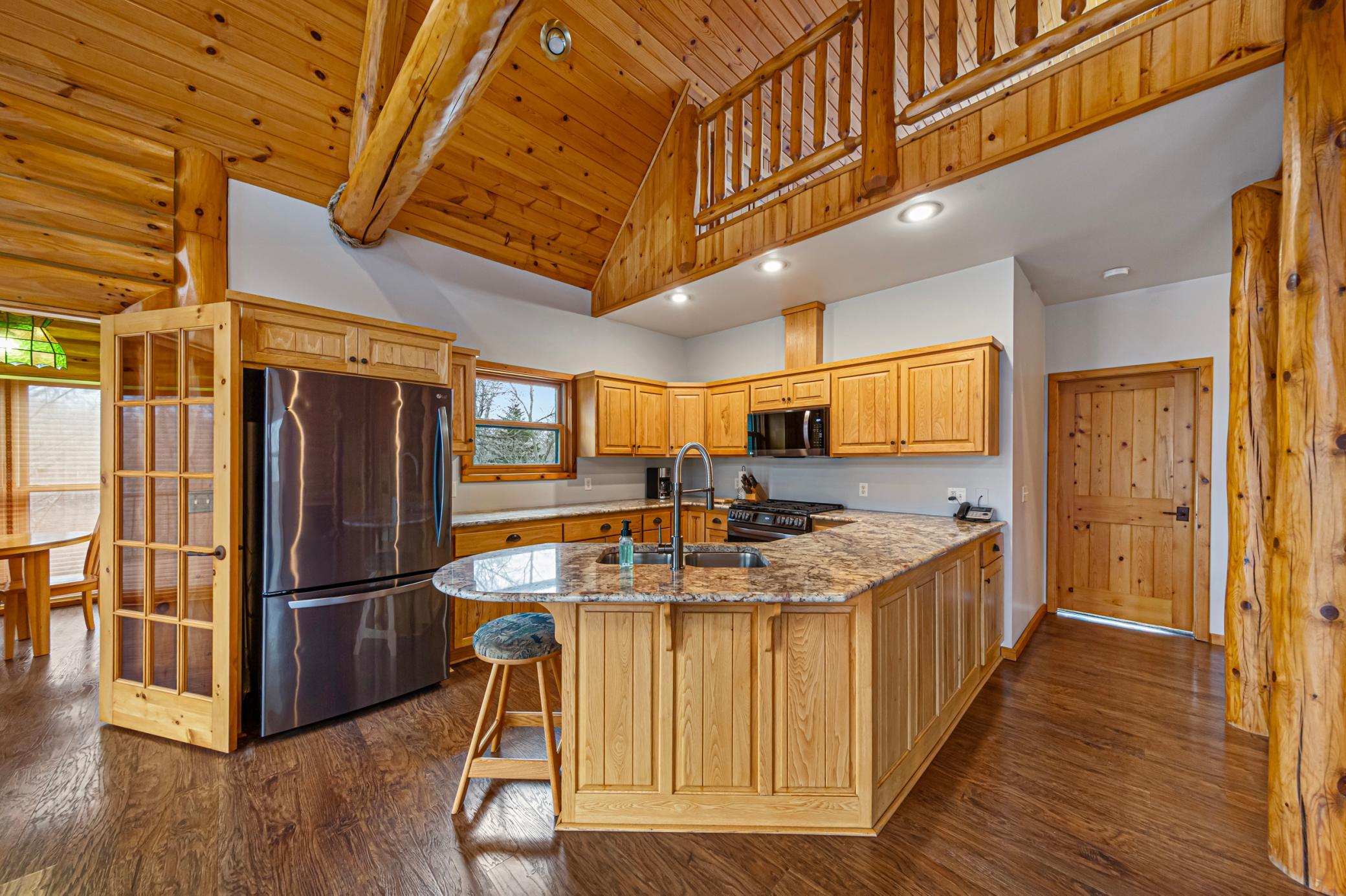 main property photo 25