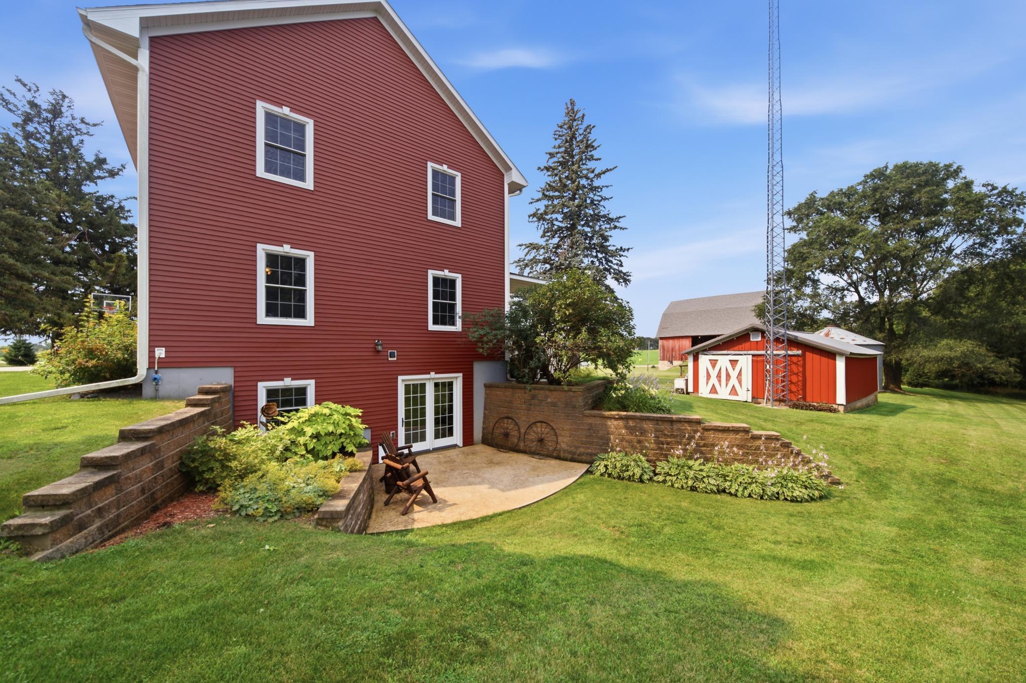 main property photo 27