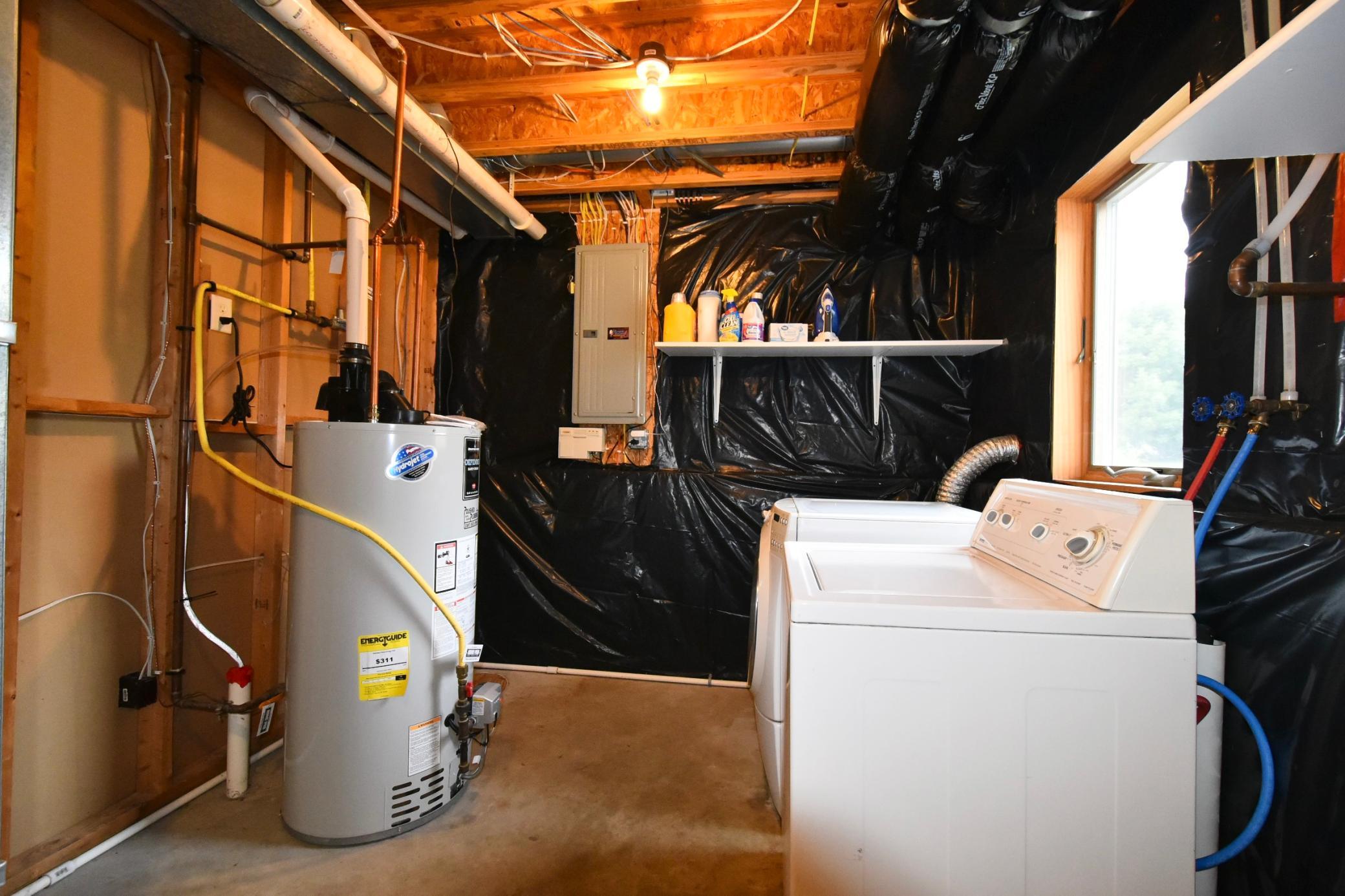 main property photo 40