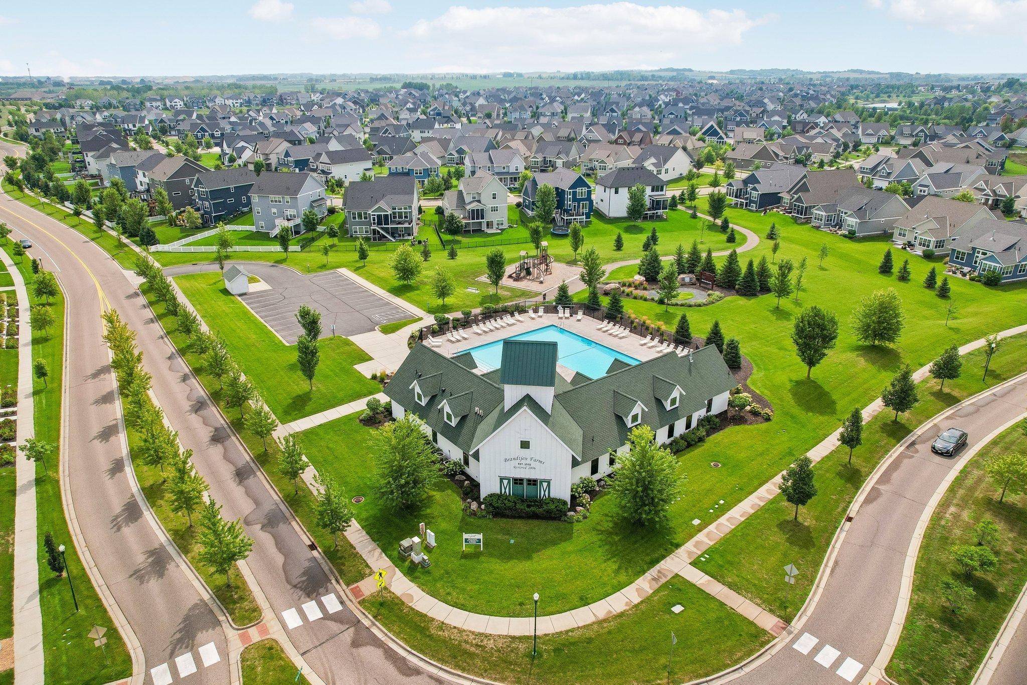 main property photo 64