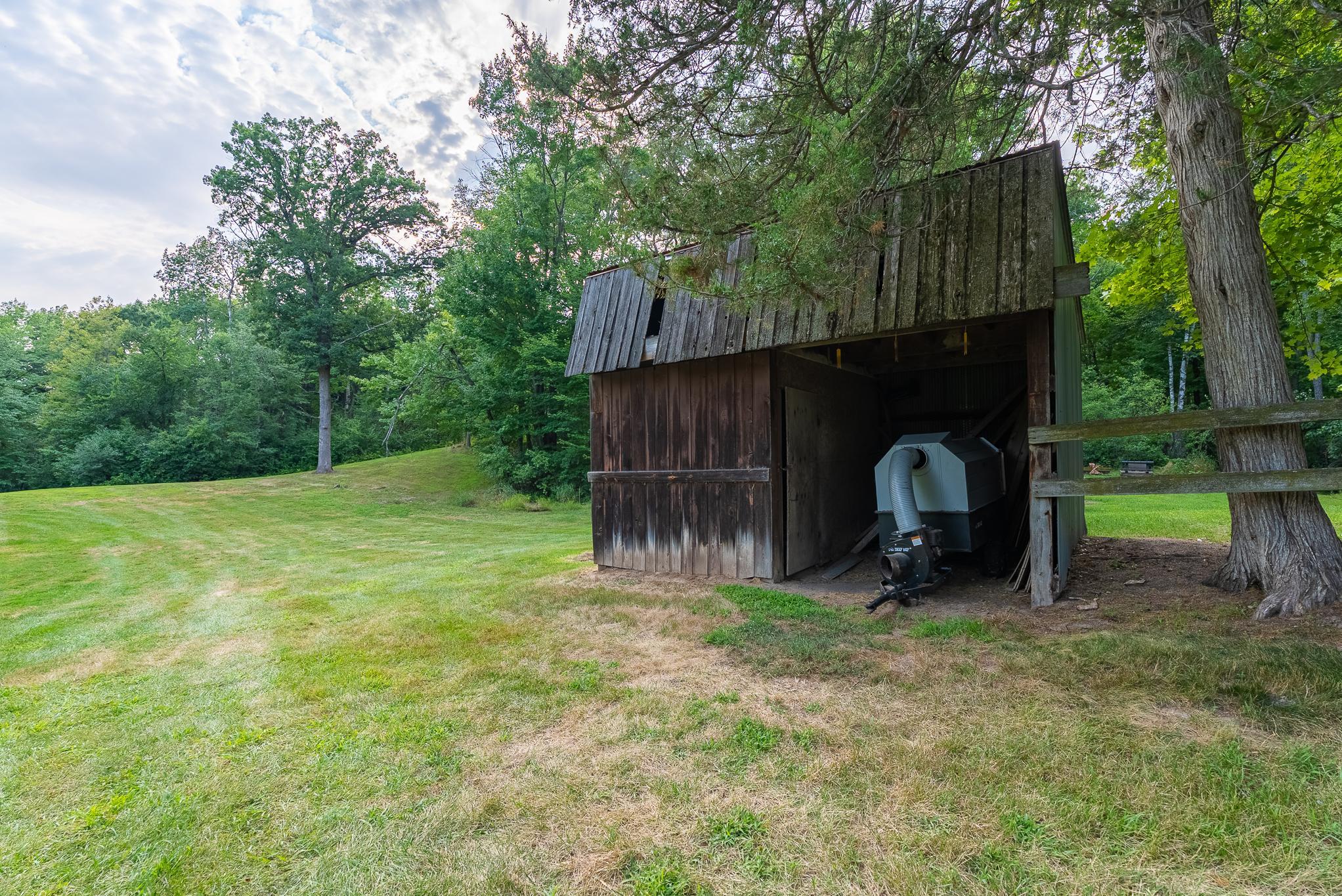 main property photo 36