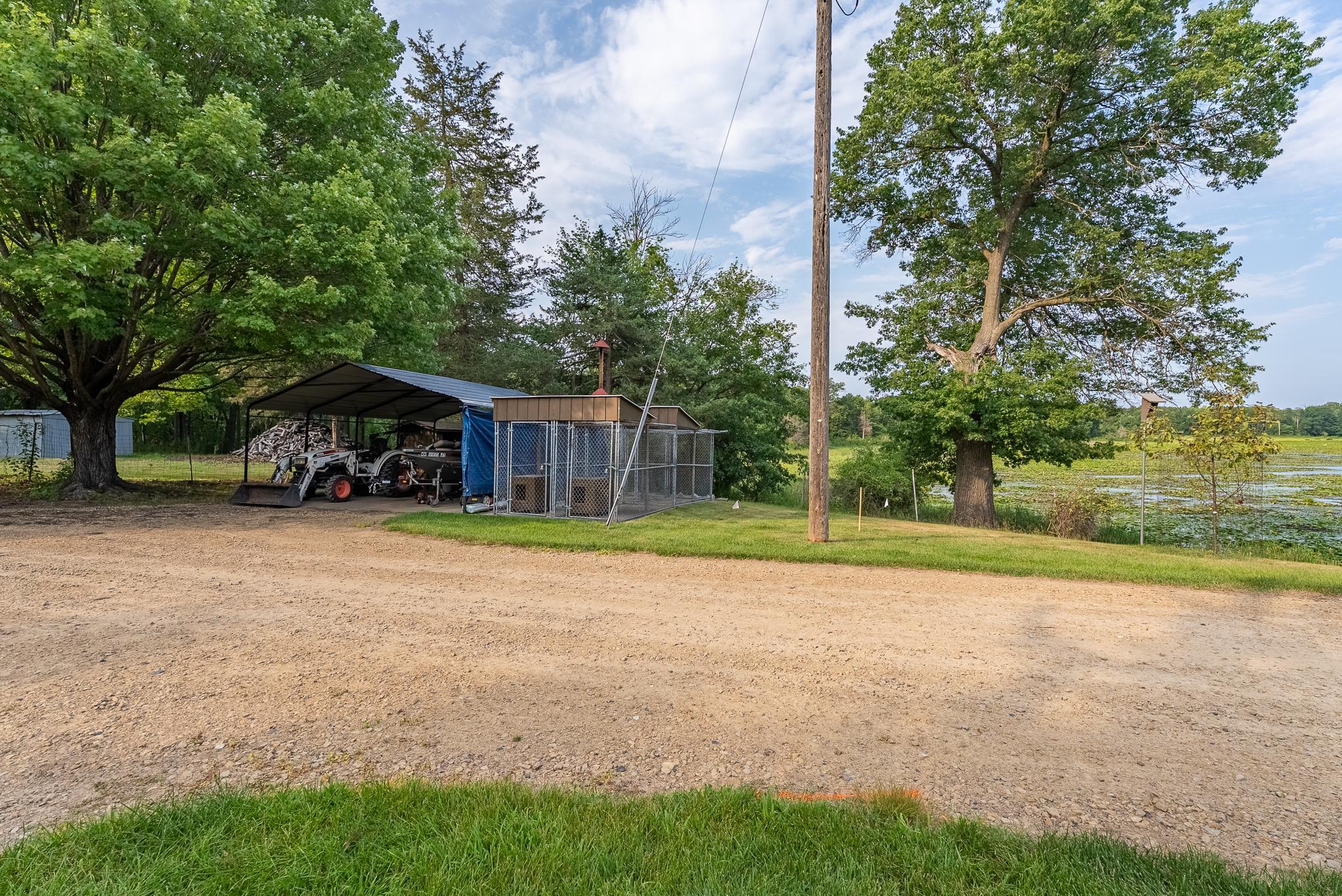 main property photo 42
