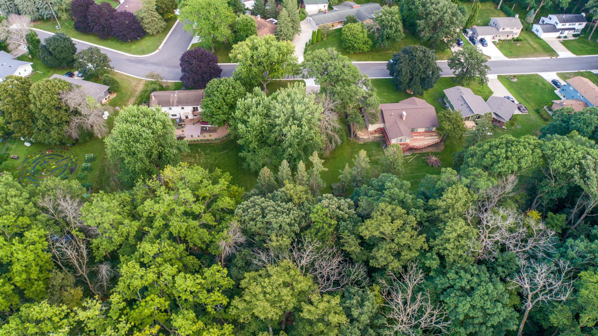 main property photo 50
