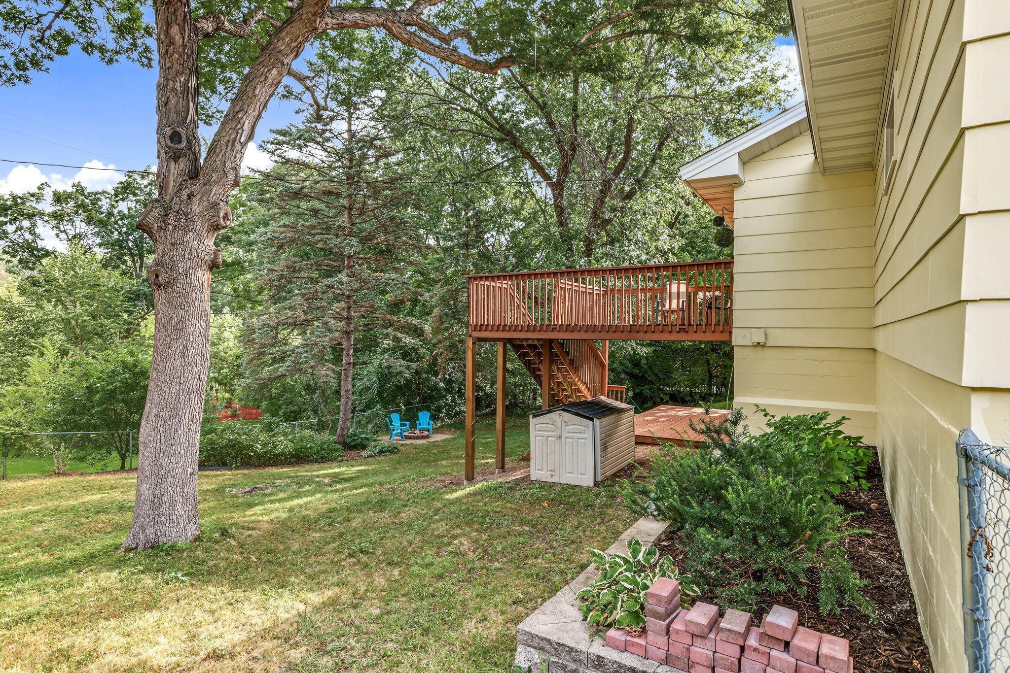 main property photo 40