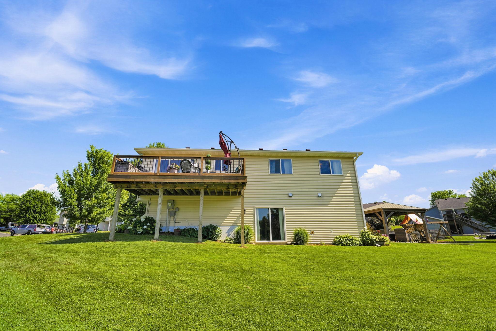 main property photo 45