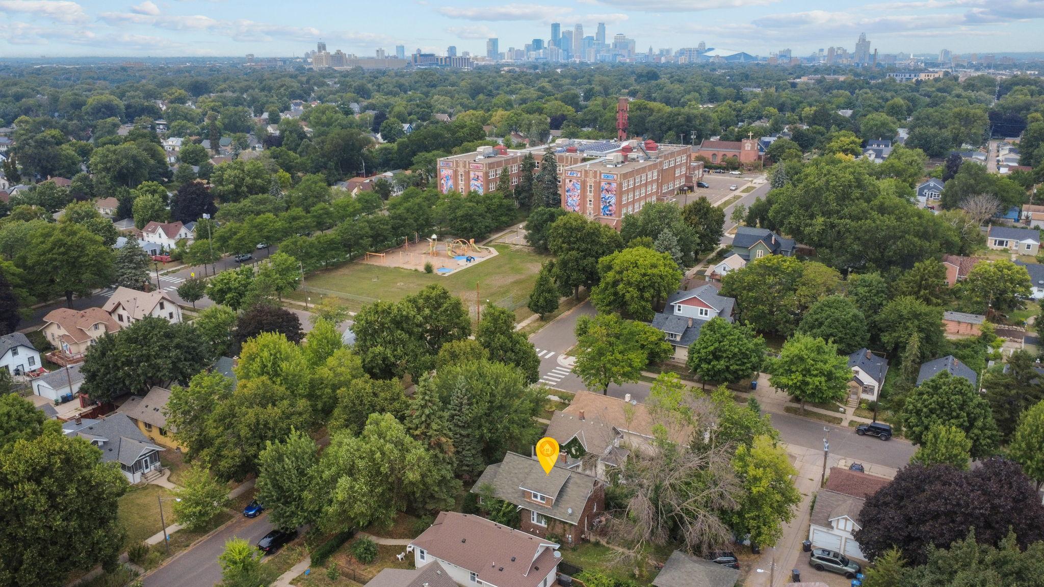 main property photo 20