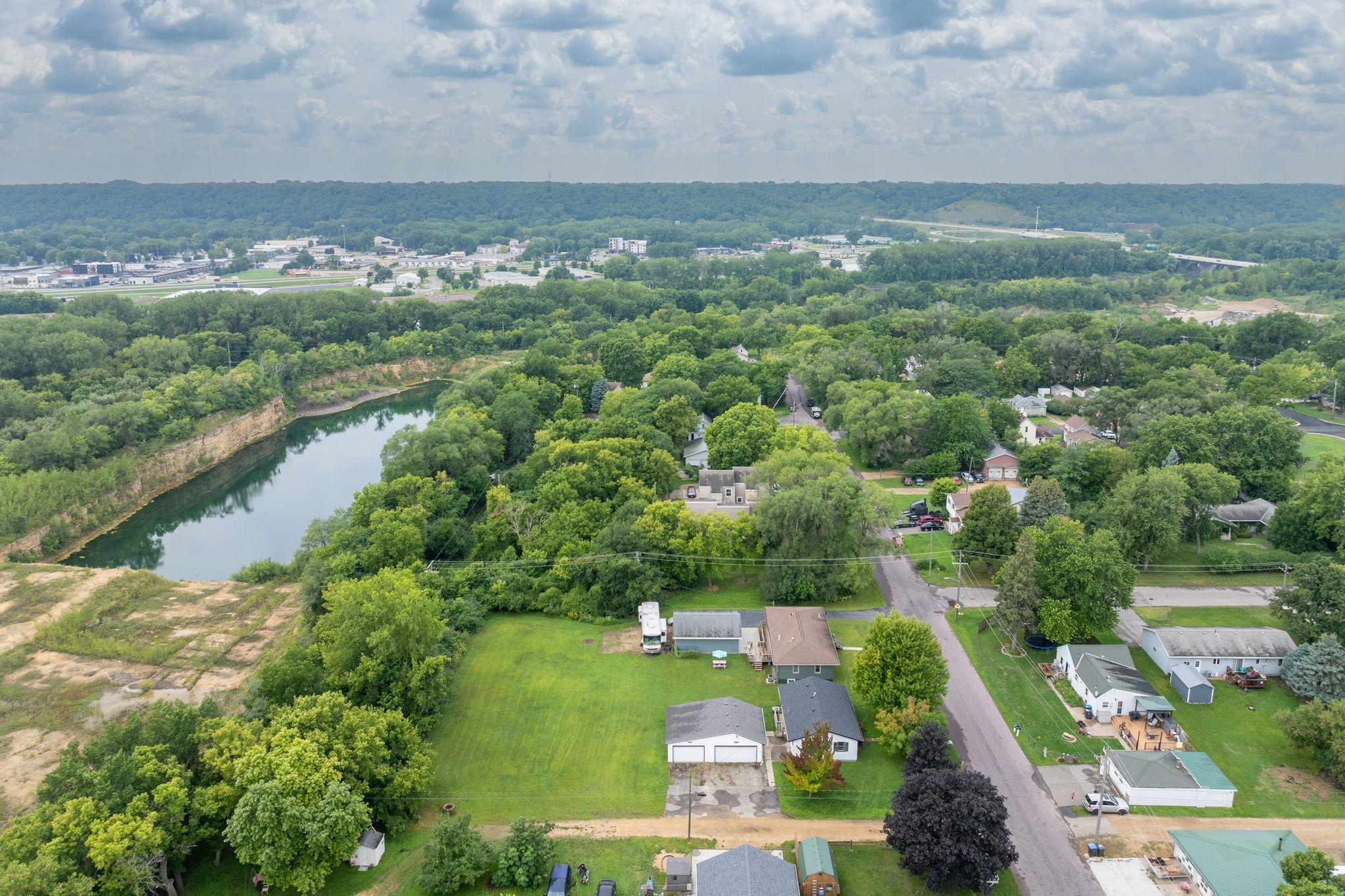 main property photo 38