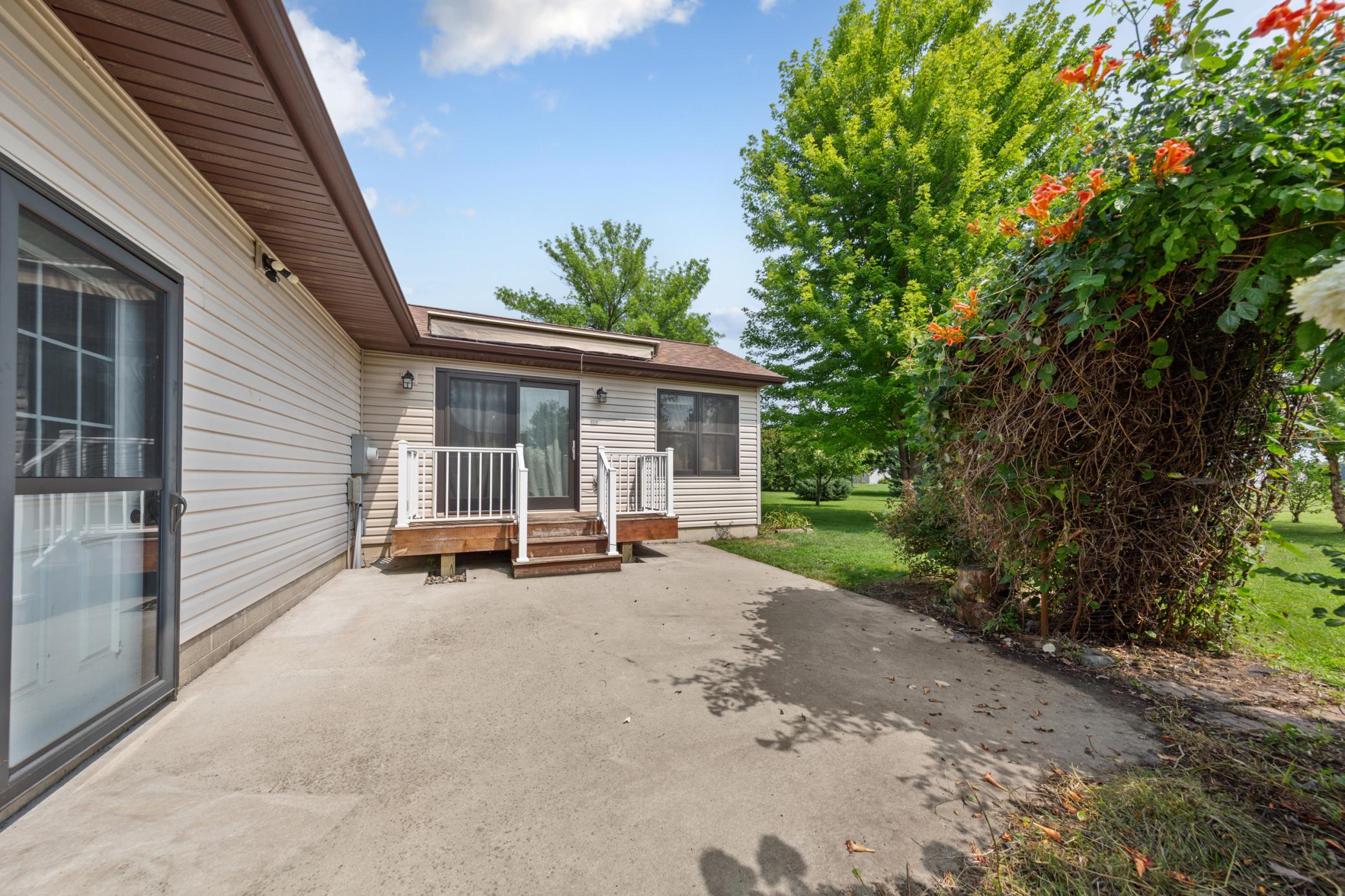 main property photo 42