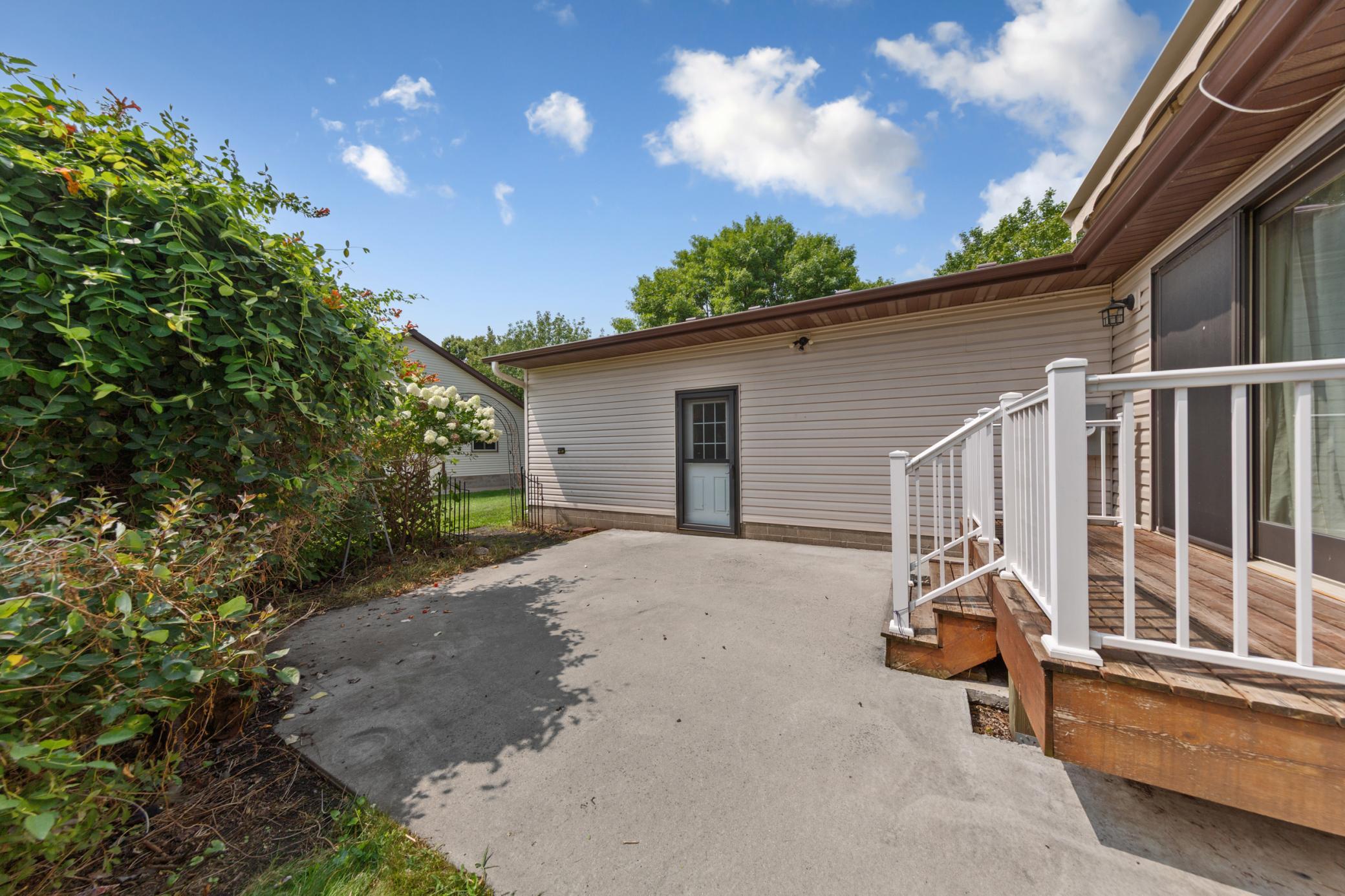 main property photo 43