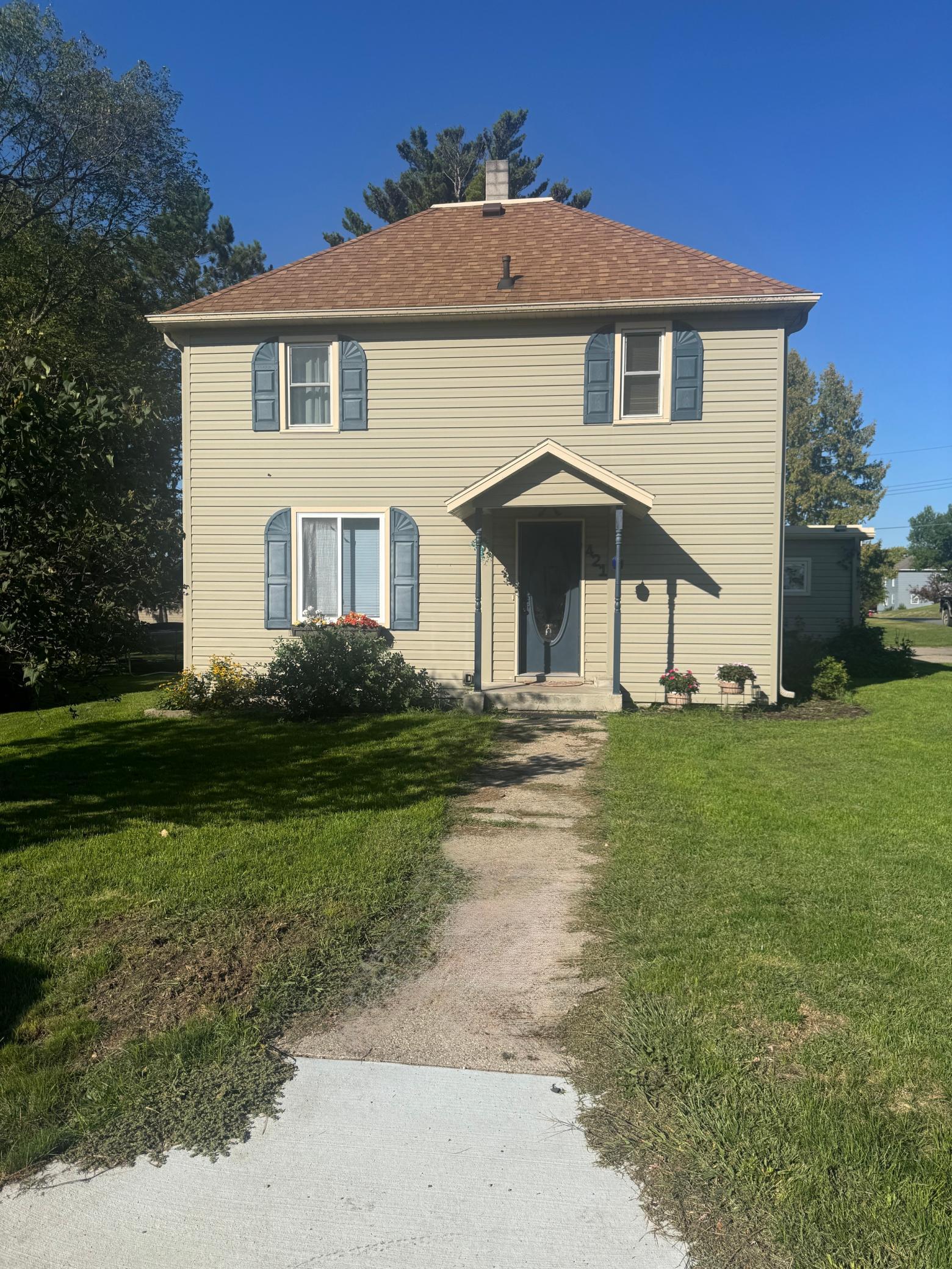 main property photo 51