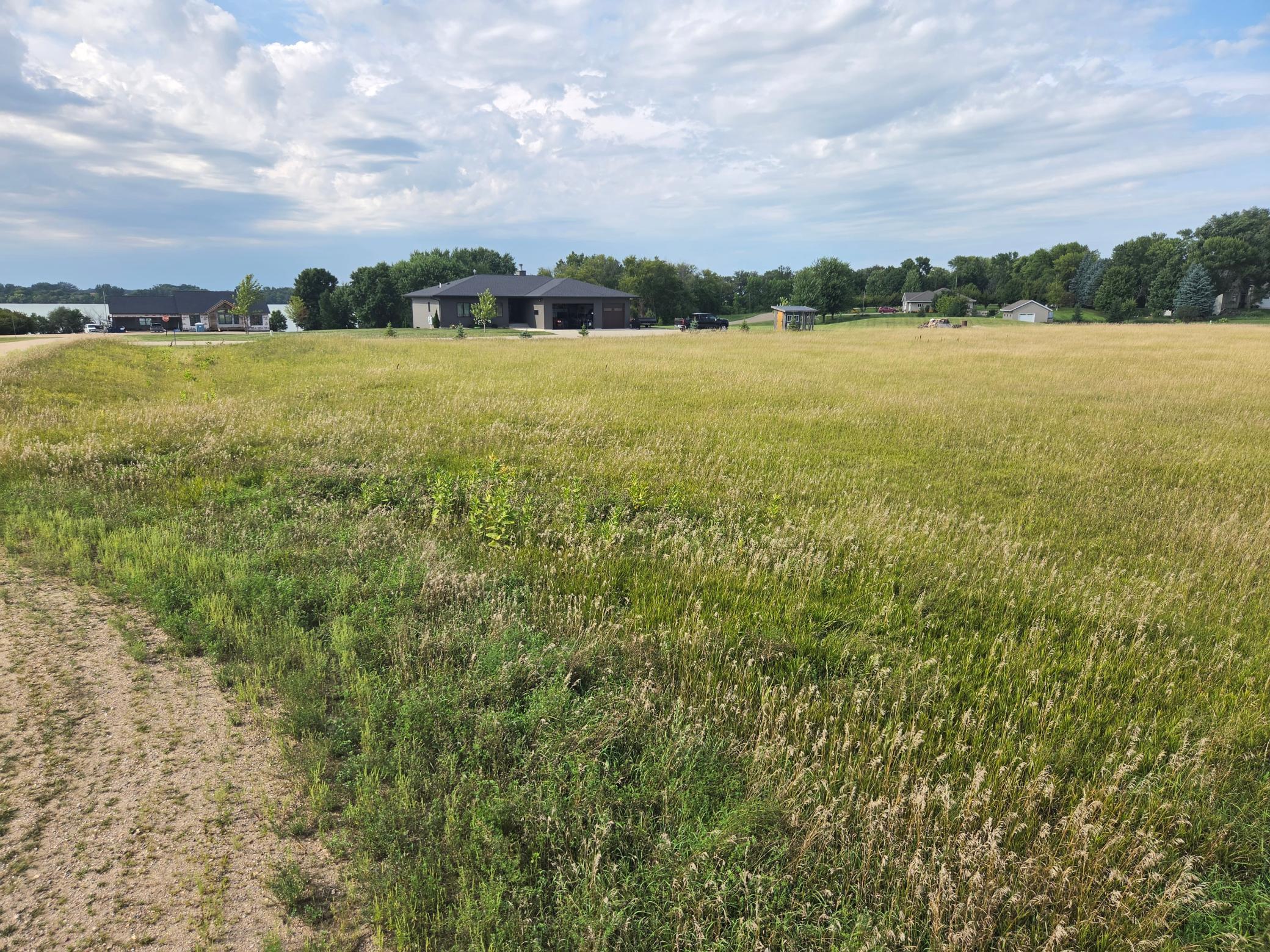 main property photo 12